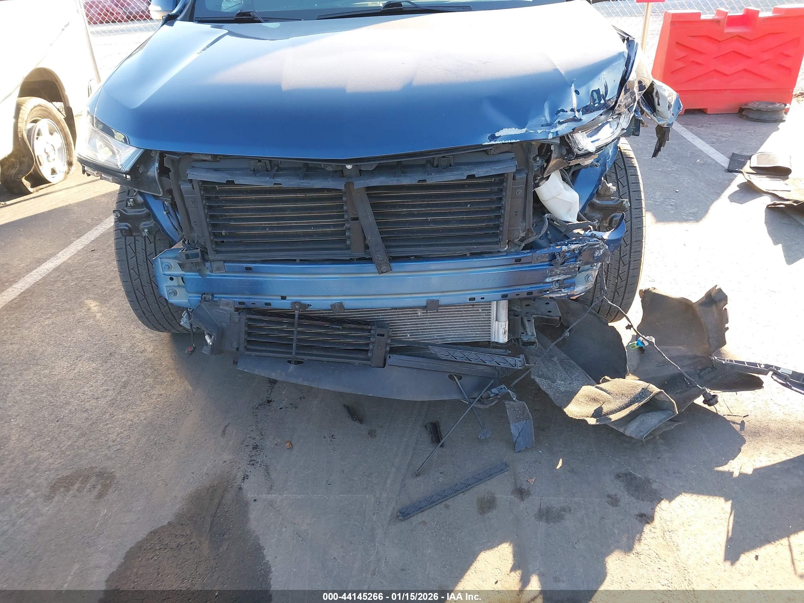 CHEVROLET TRAVERSE image 6