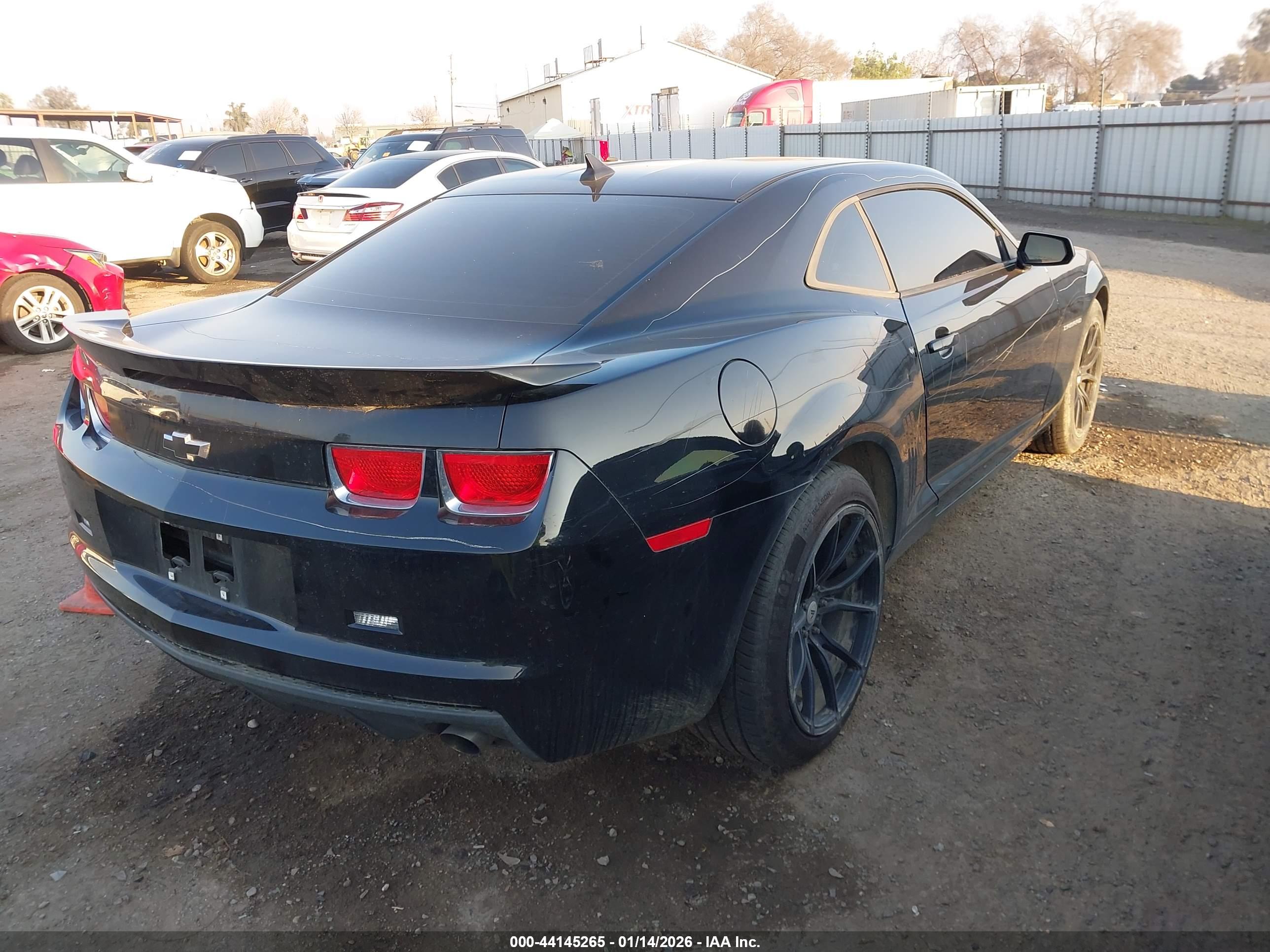 CHEVROLET CAMARO image 4