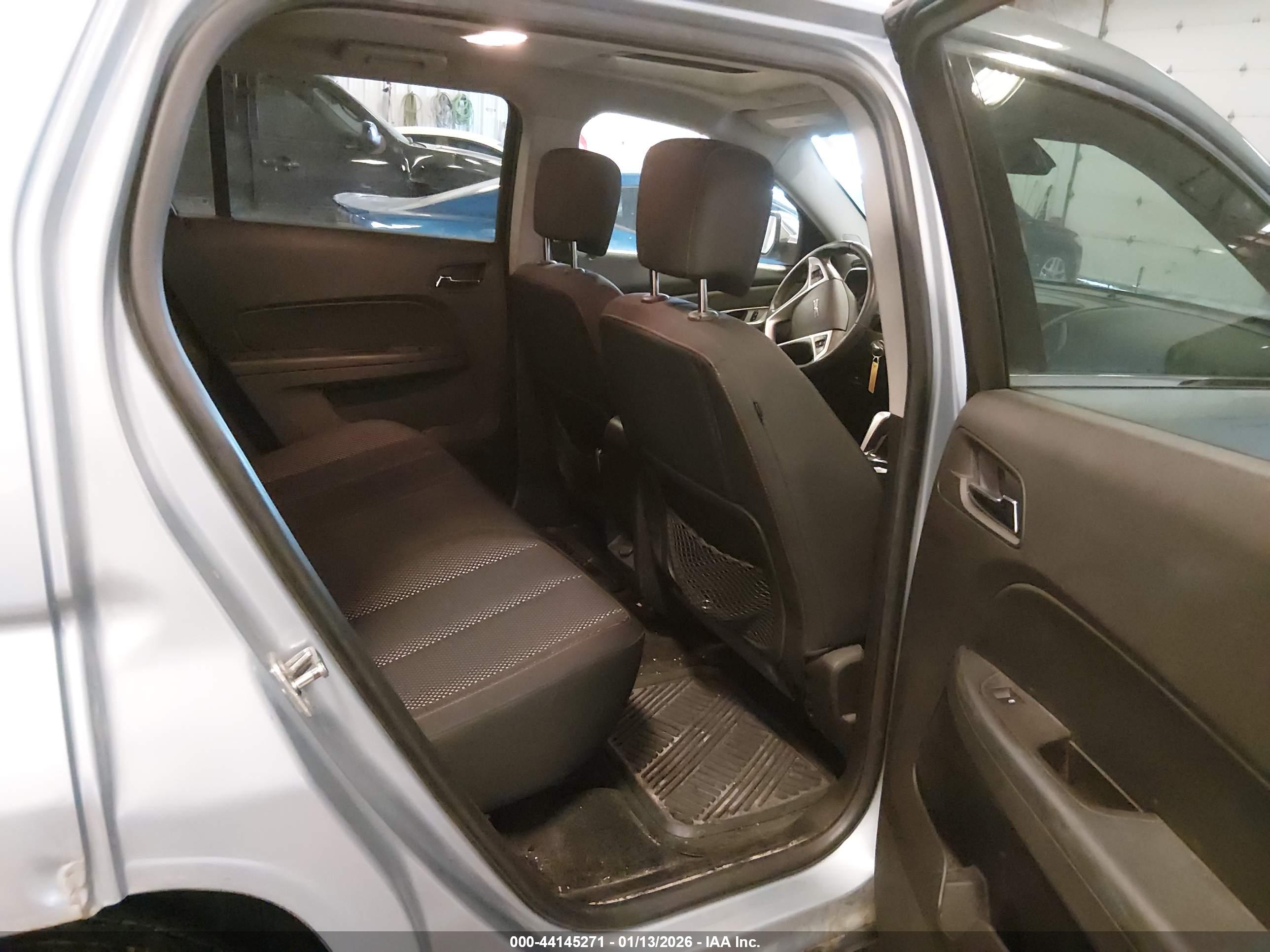 GMC TERRAIN image 8