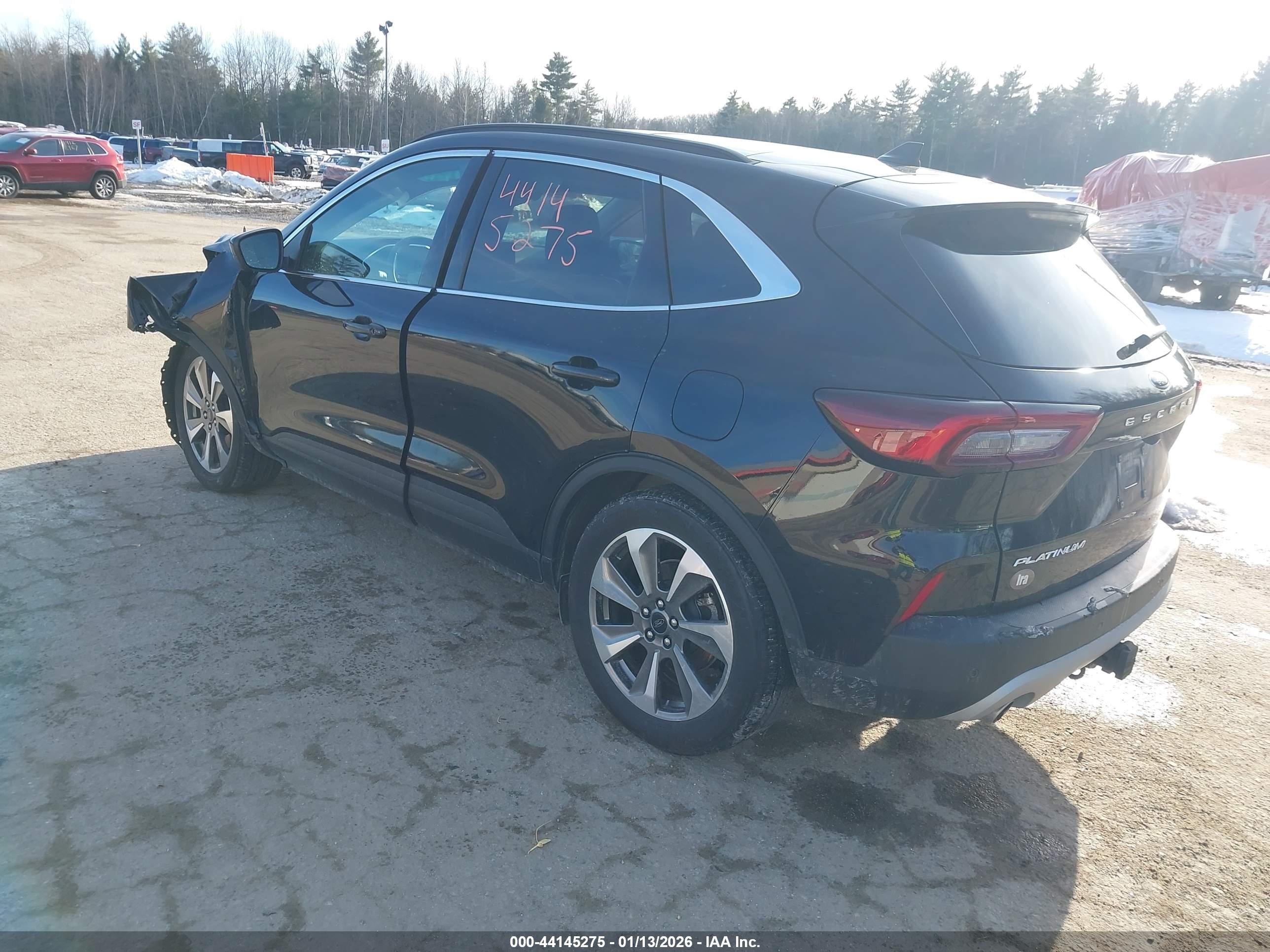 FORD ESCAPE image 3