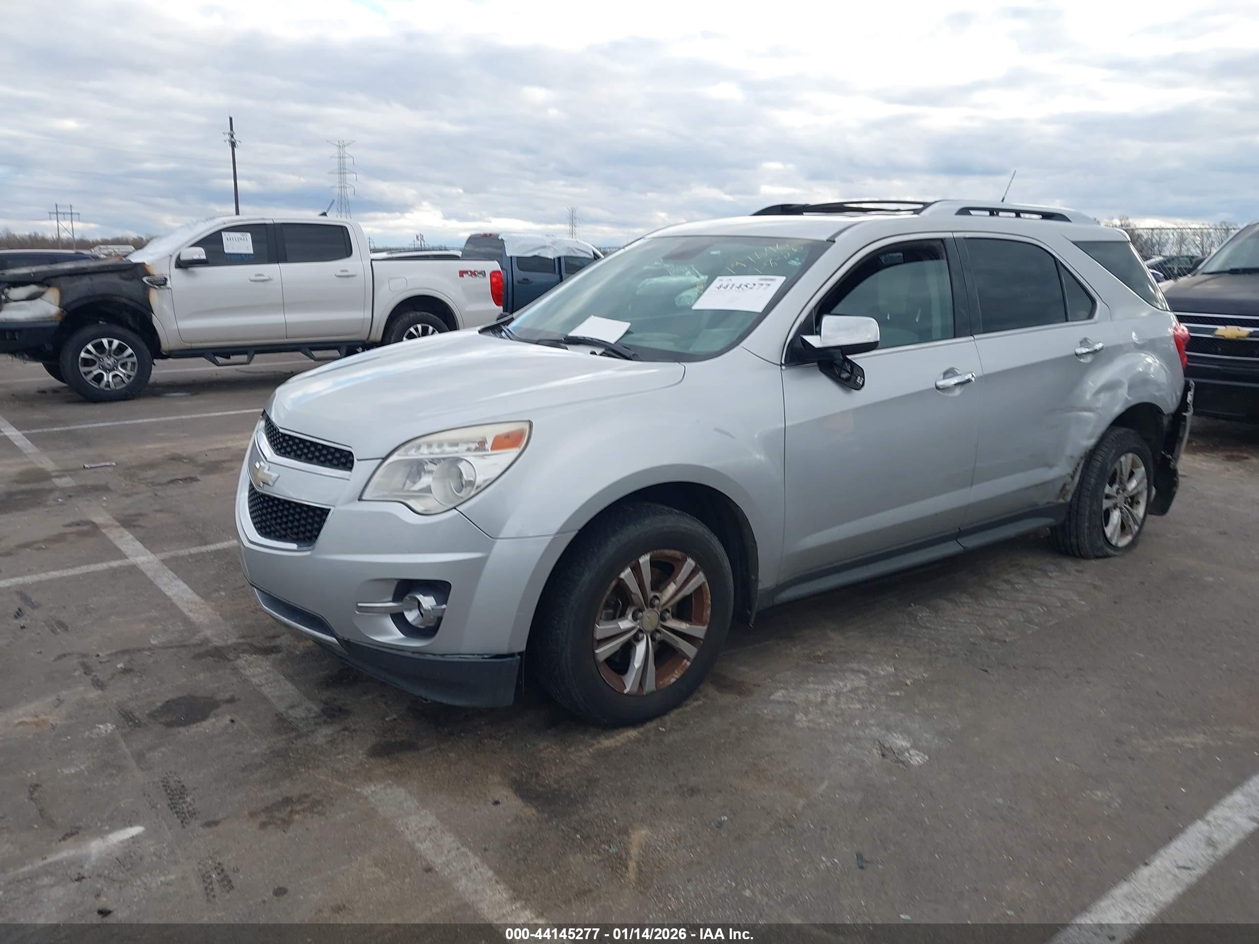 CHEVROLET EQUINOX image 2