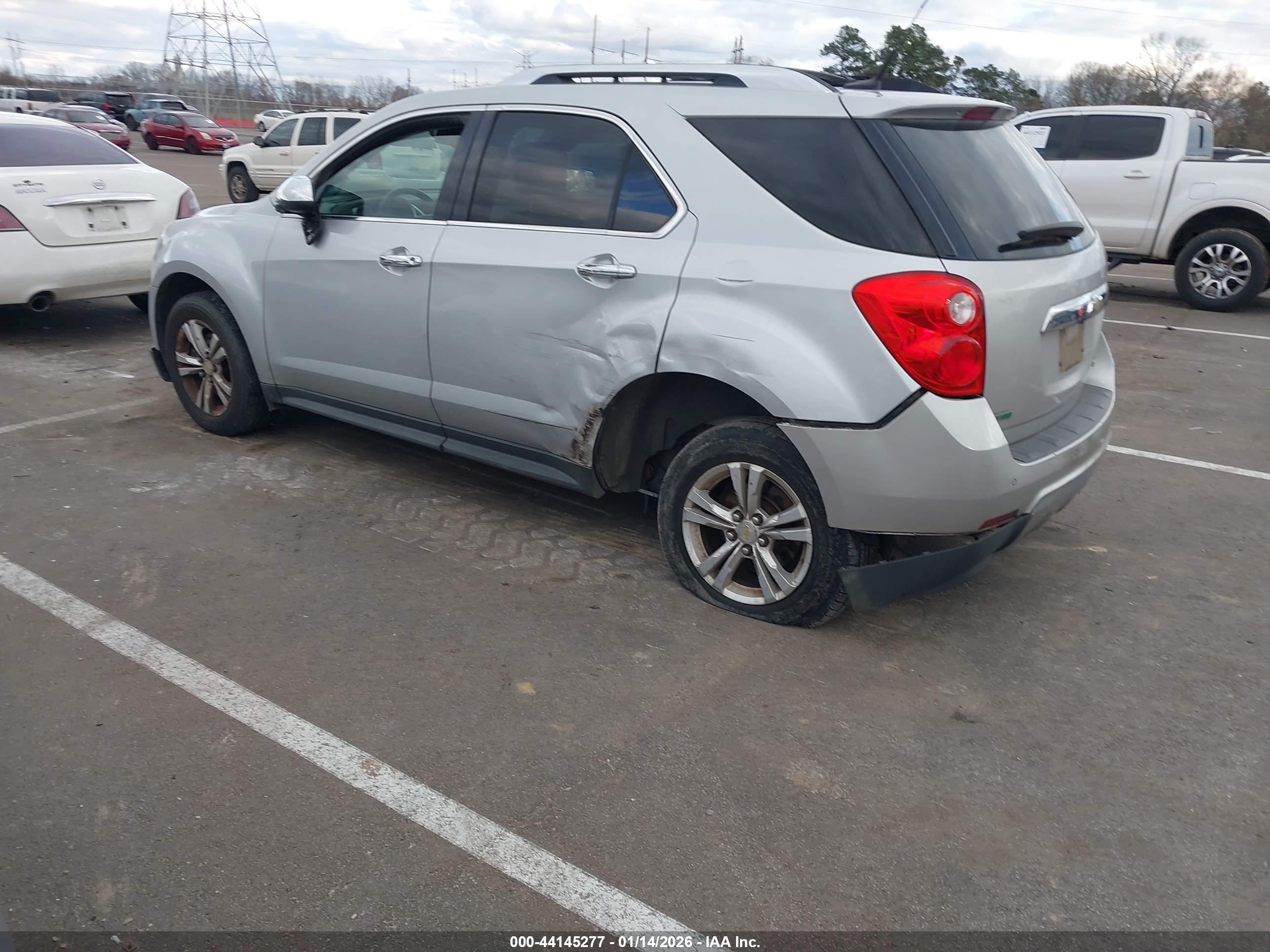CHEVROLET EQUINOX image 3