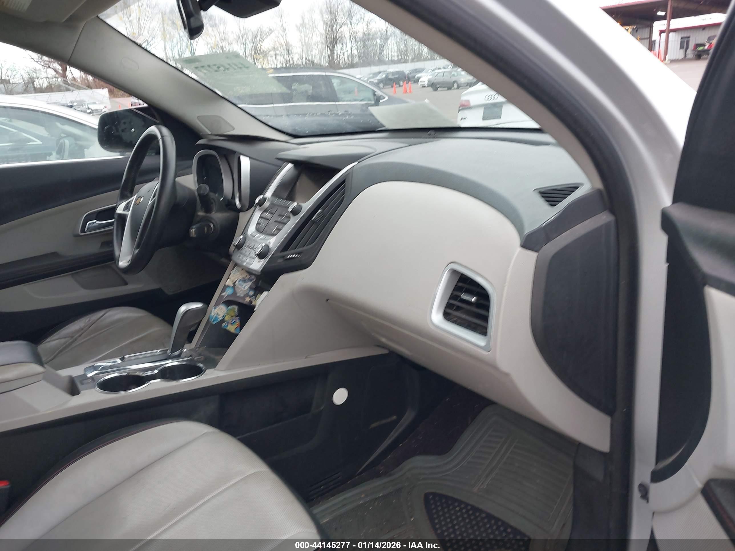 CHEVROLET EQUINOX image 5