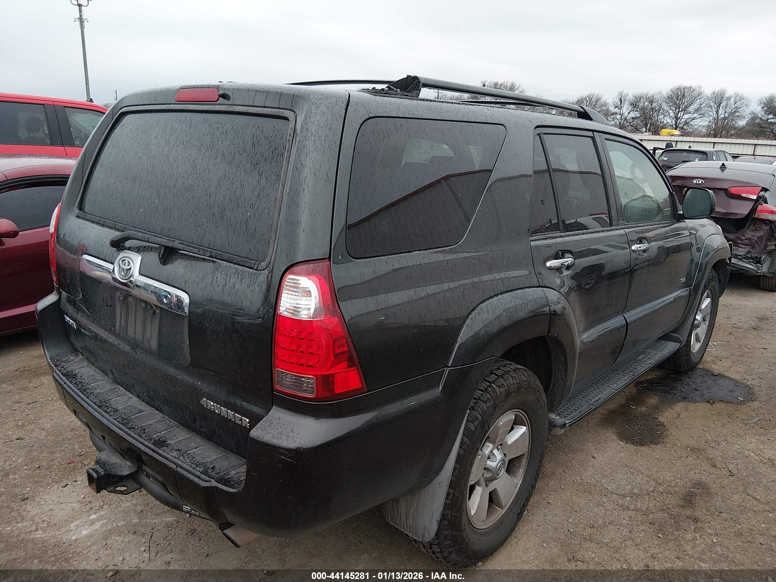 TOYOTA 4RUNNER image 4