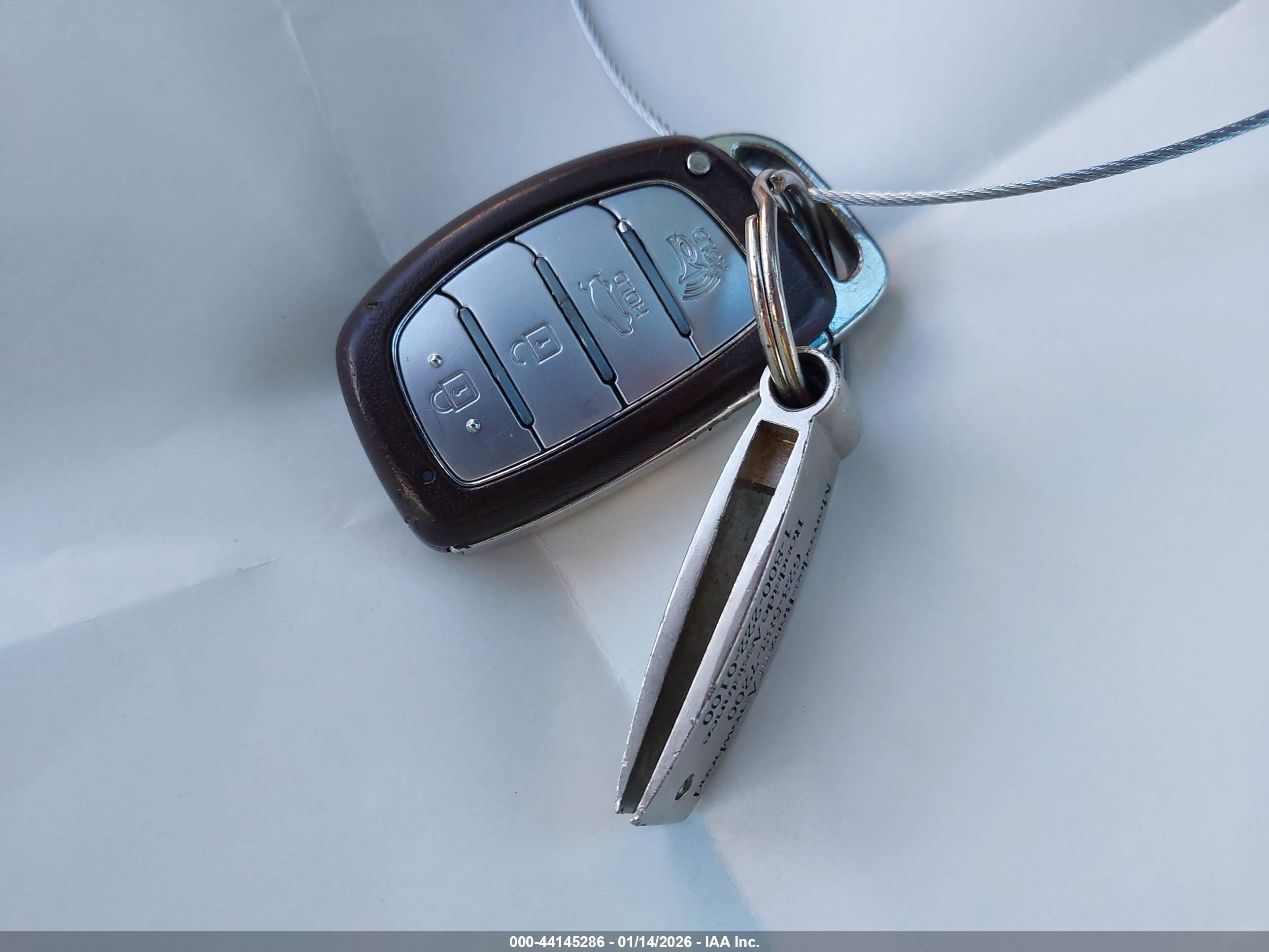 HYUNDAI SONATA image 11
