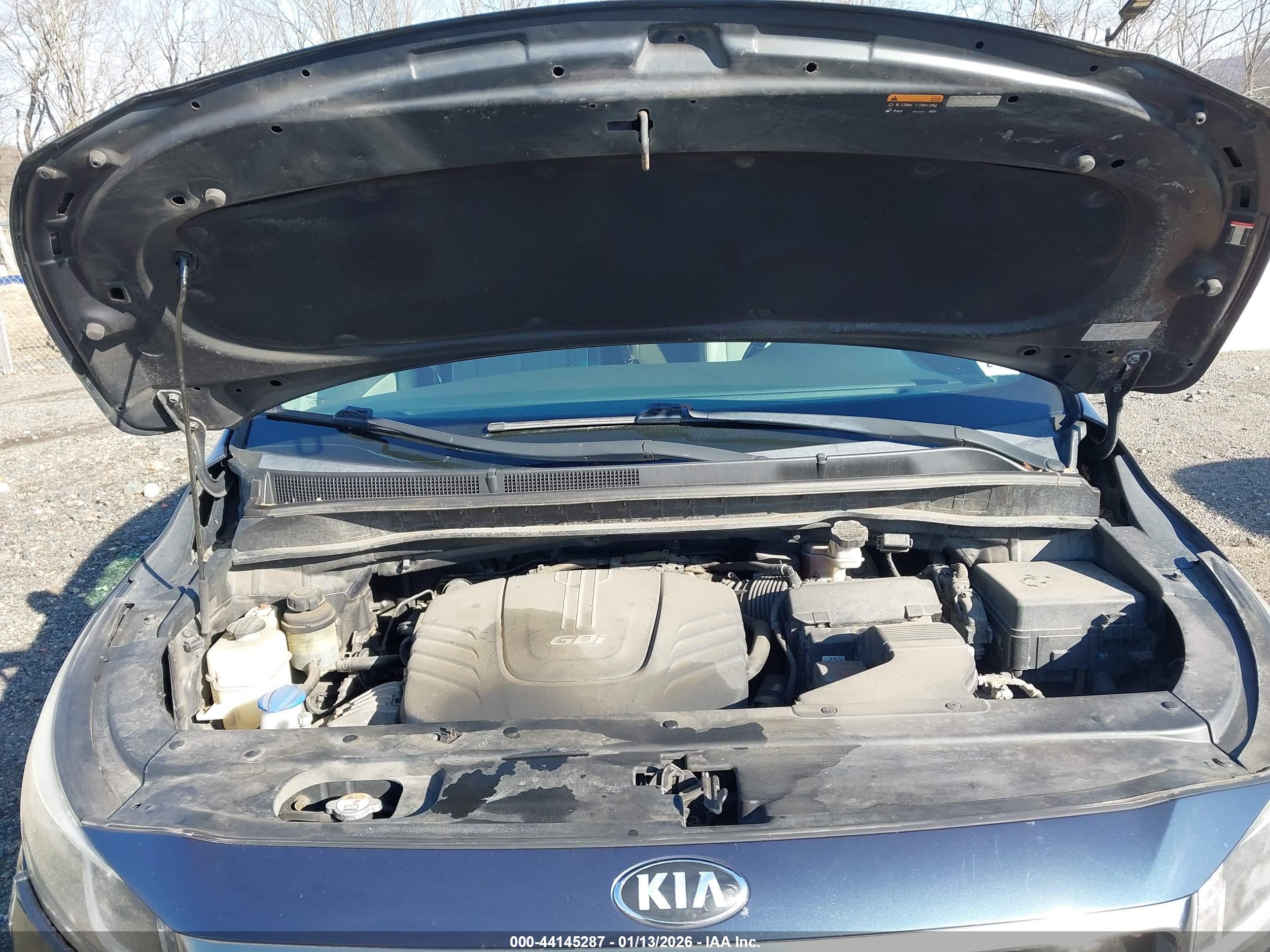 KIA SEDONA image 10