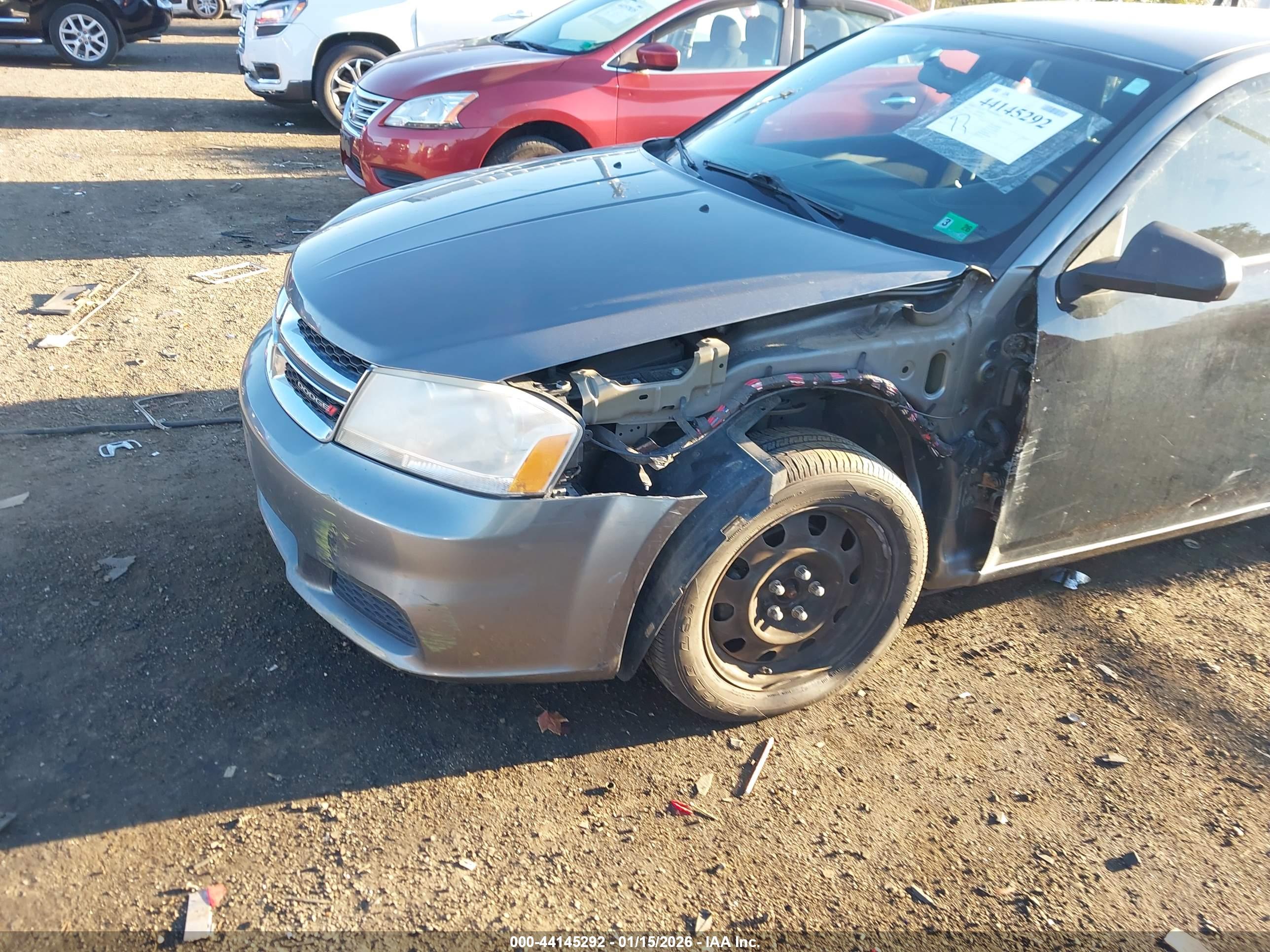 DODGE AVENGER image 6