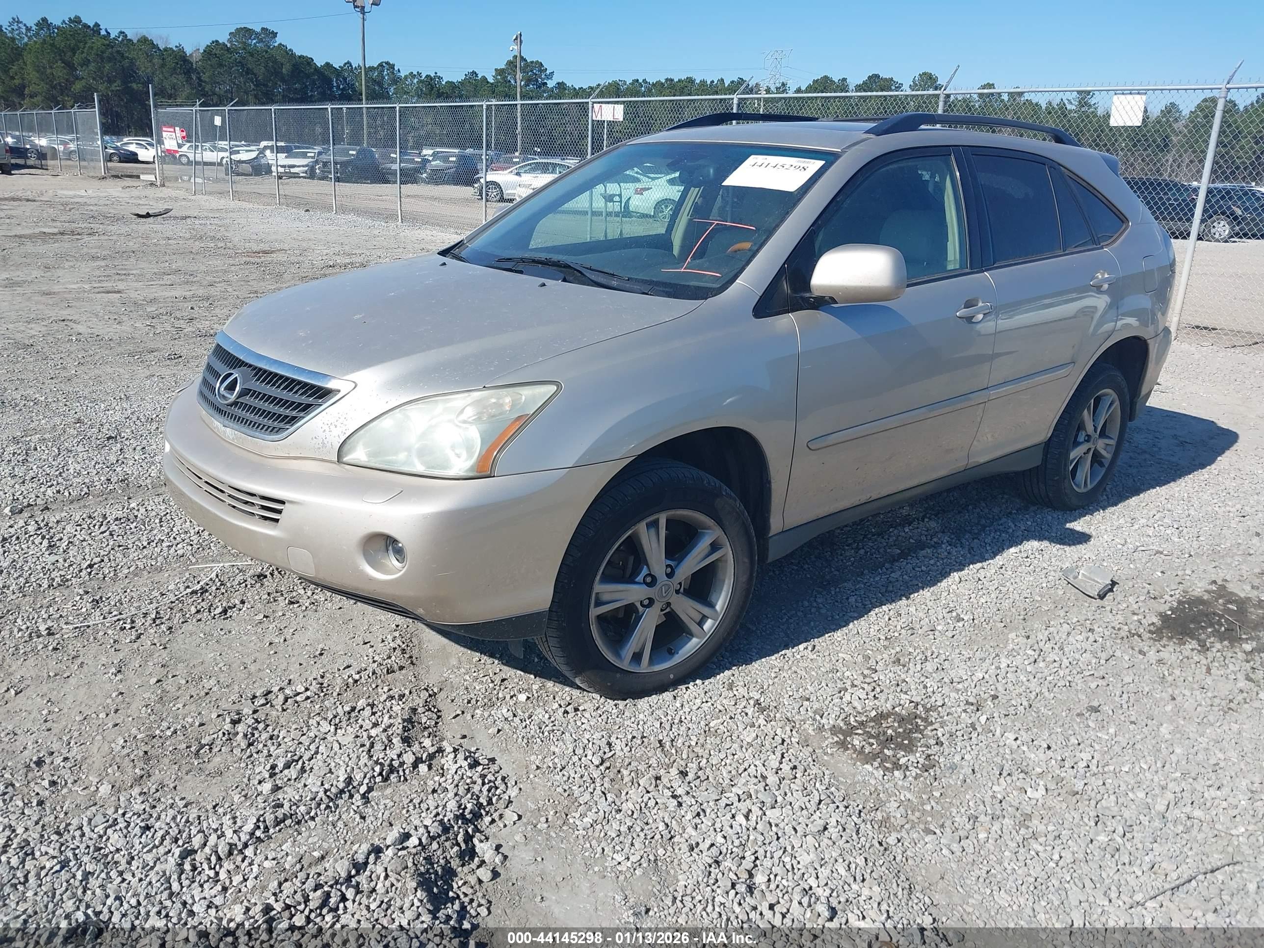 LEXUS RX image 2