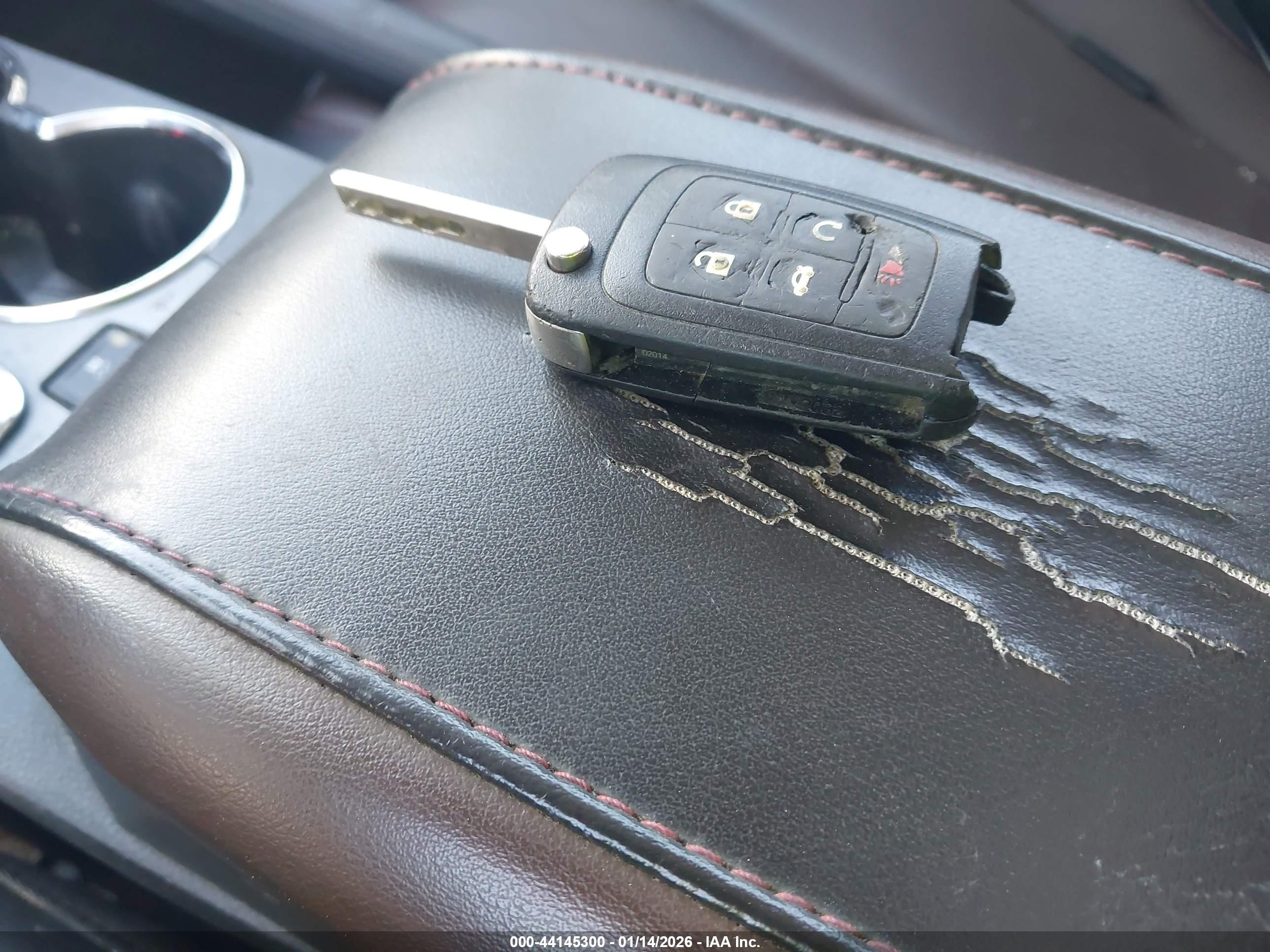GMC TERRAIN image 11