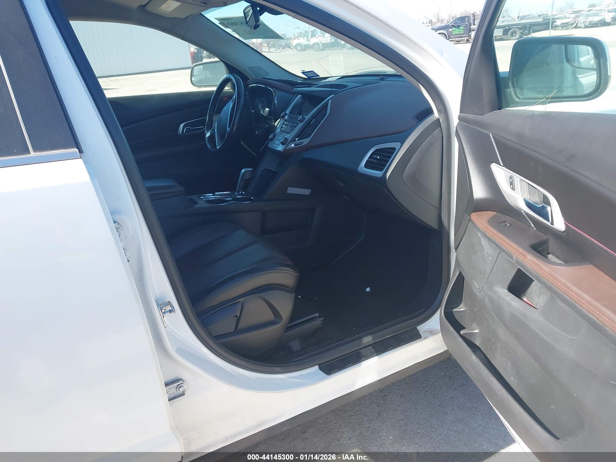 GMC TERRAIN image 5