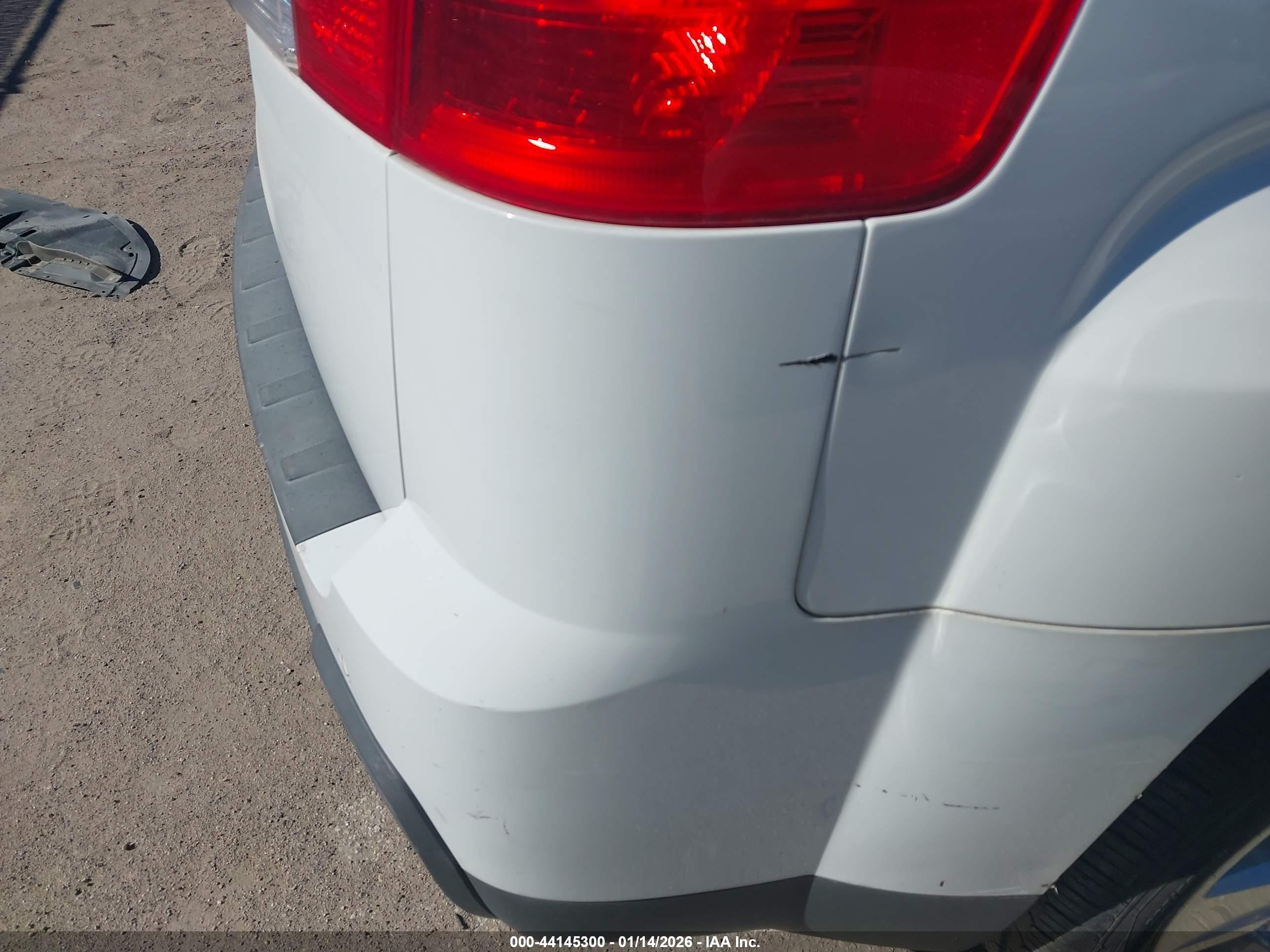 GMC TERRAIN image 6