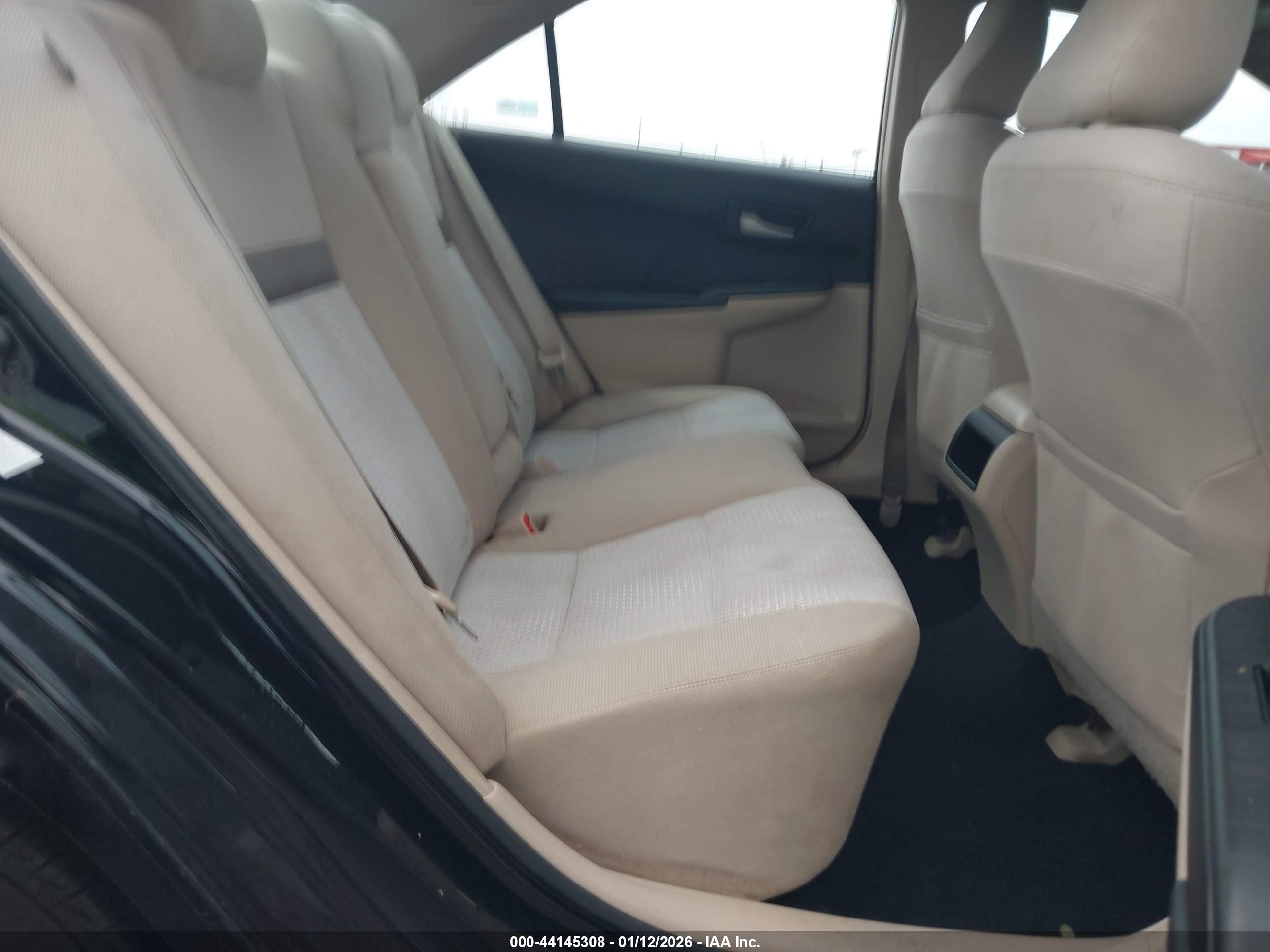 TOYOTA CAMRY image 8