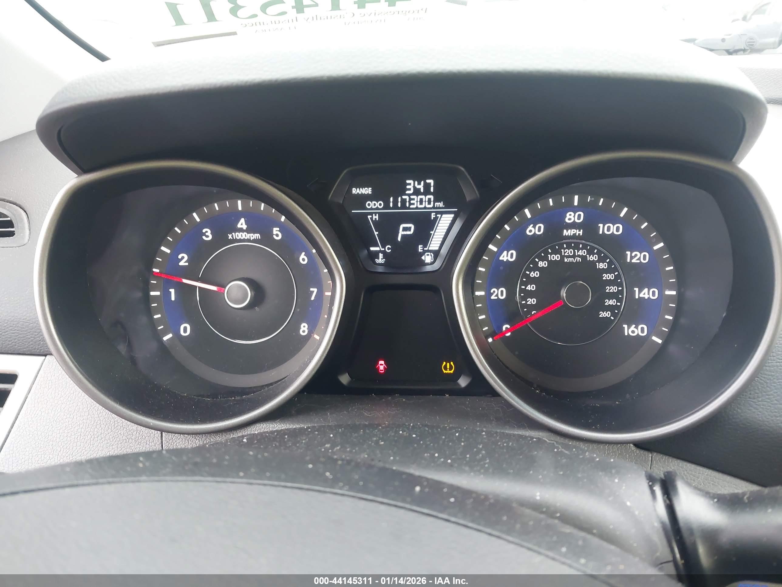HYUNDAI ELANTRA image 7