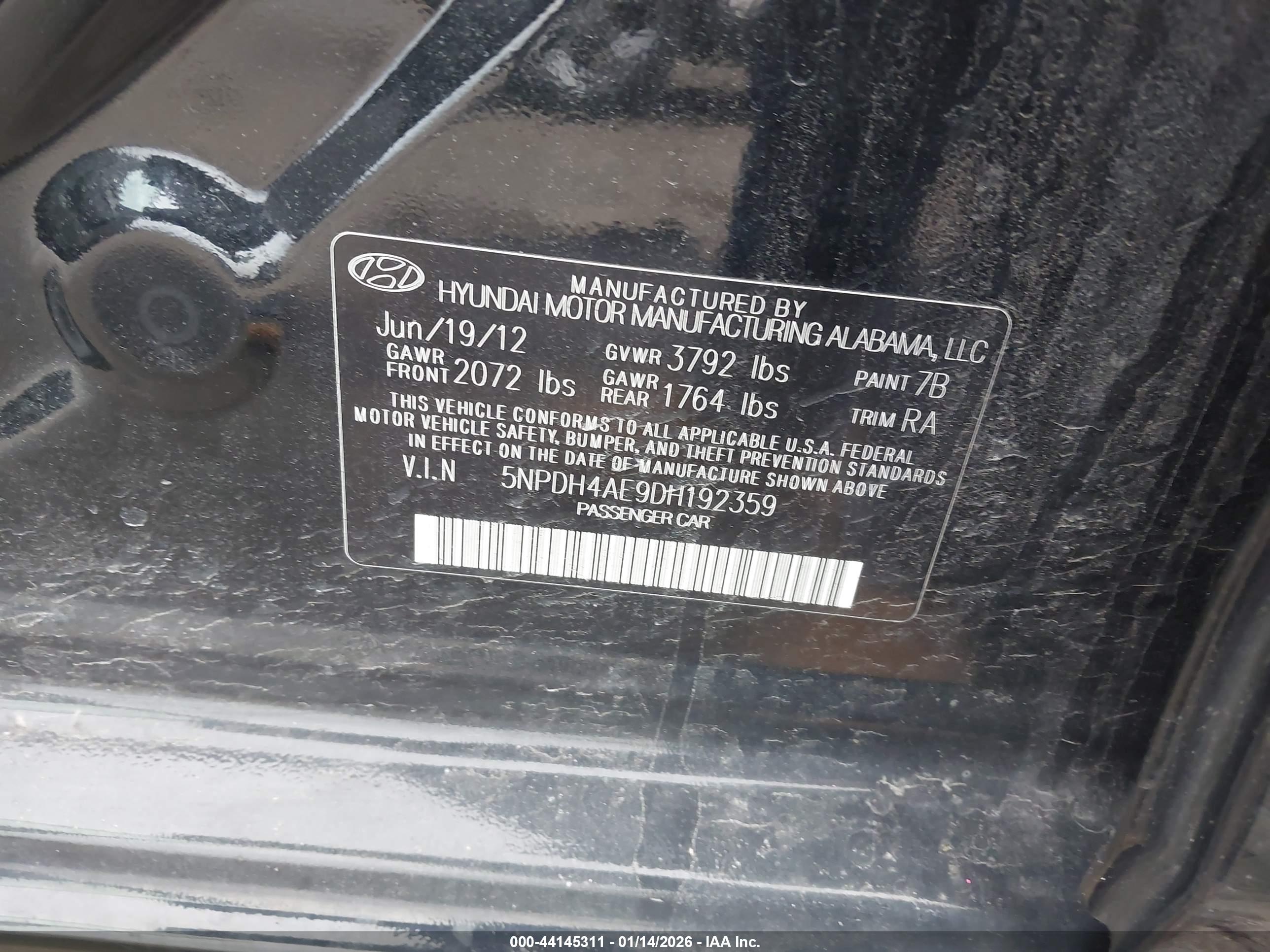 HYUNDAI ELANTRA image 9