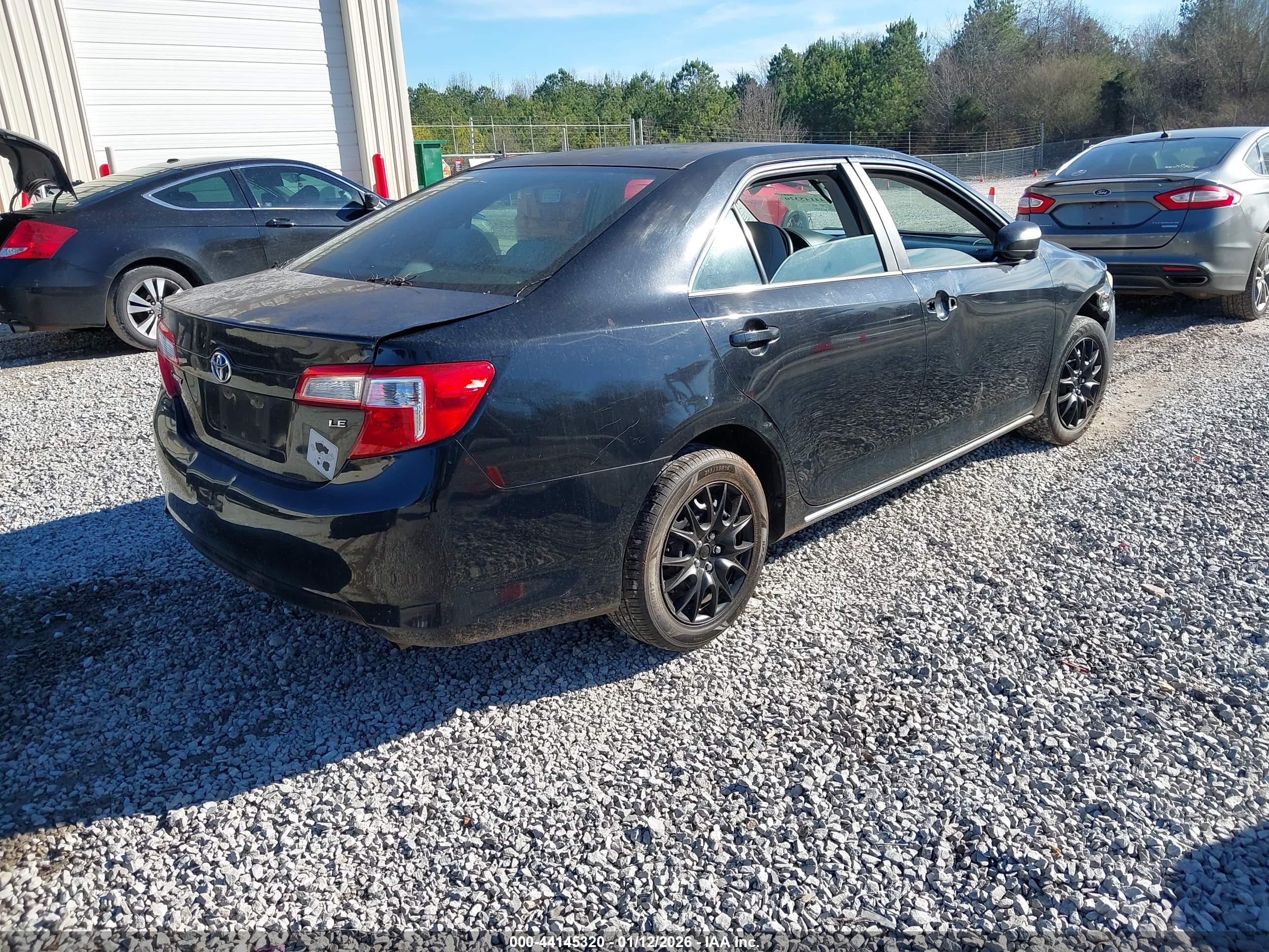 TOYOTA CAMRY image 4