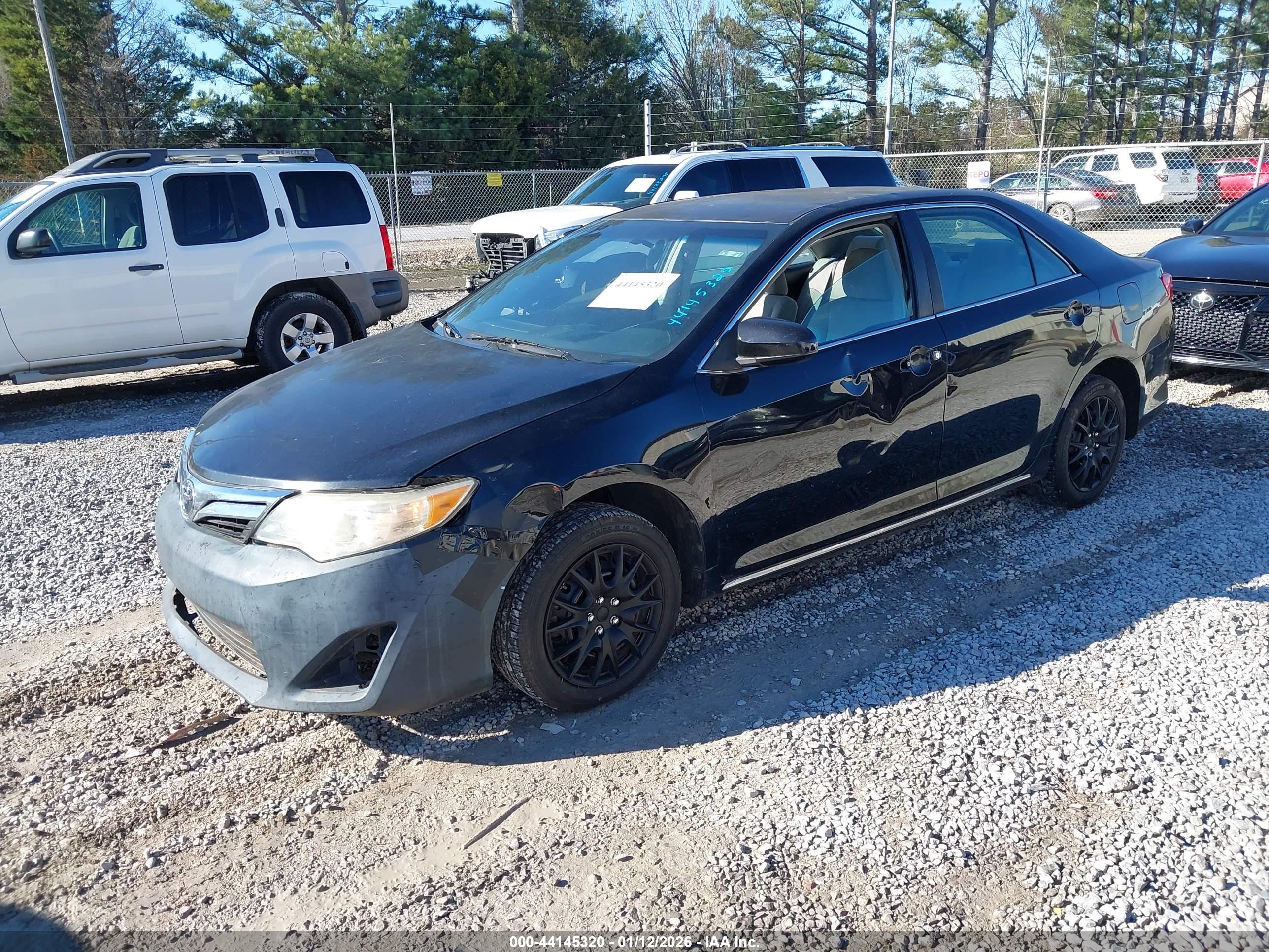 TOYOTA CAMRY image 6