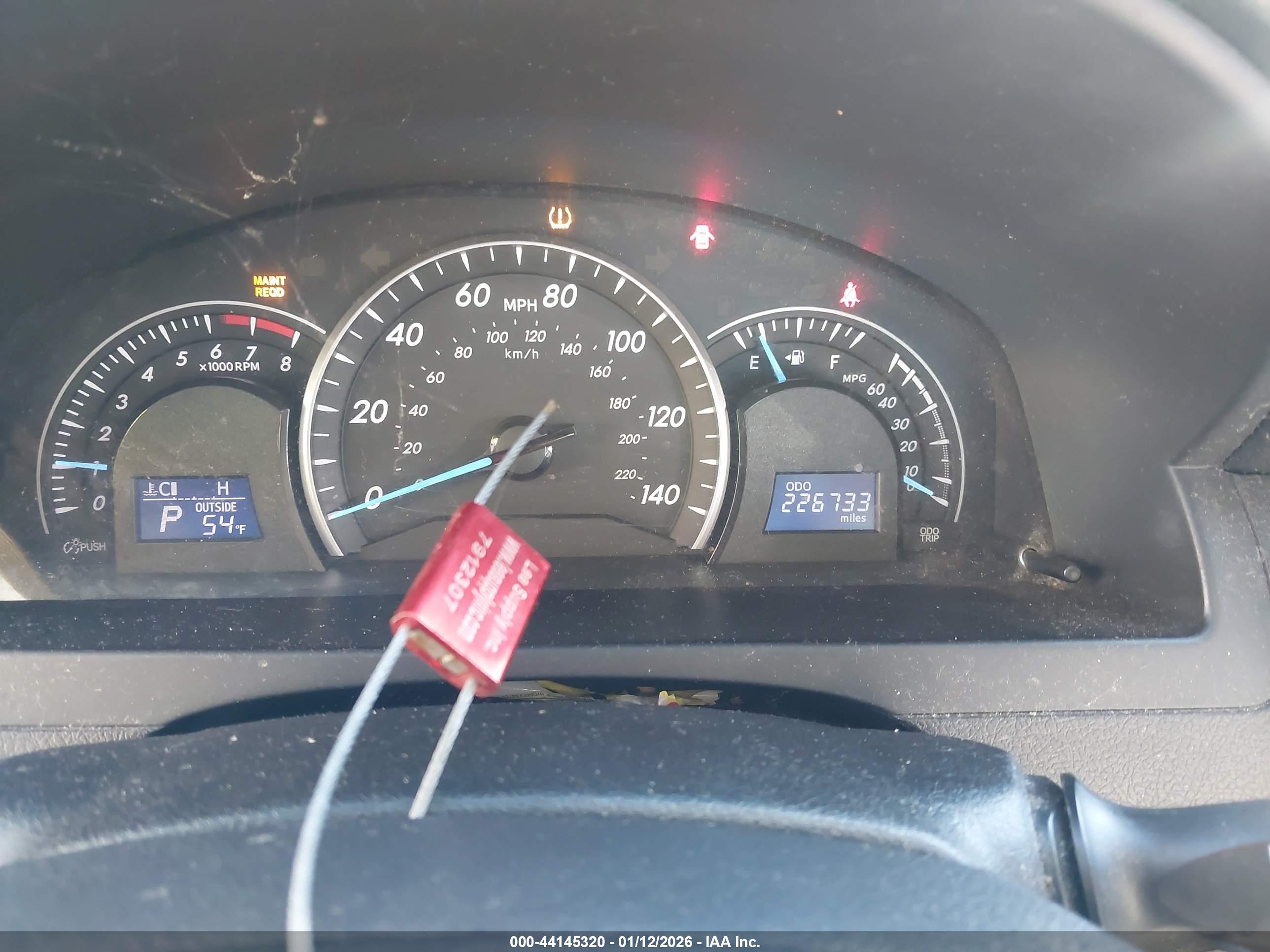 TOYOTA CAMRY image 7
