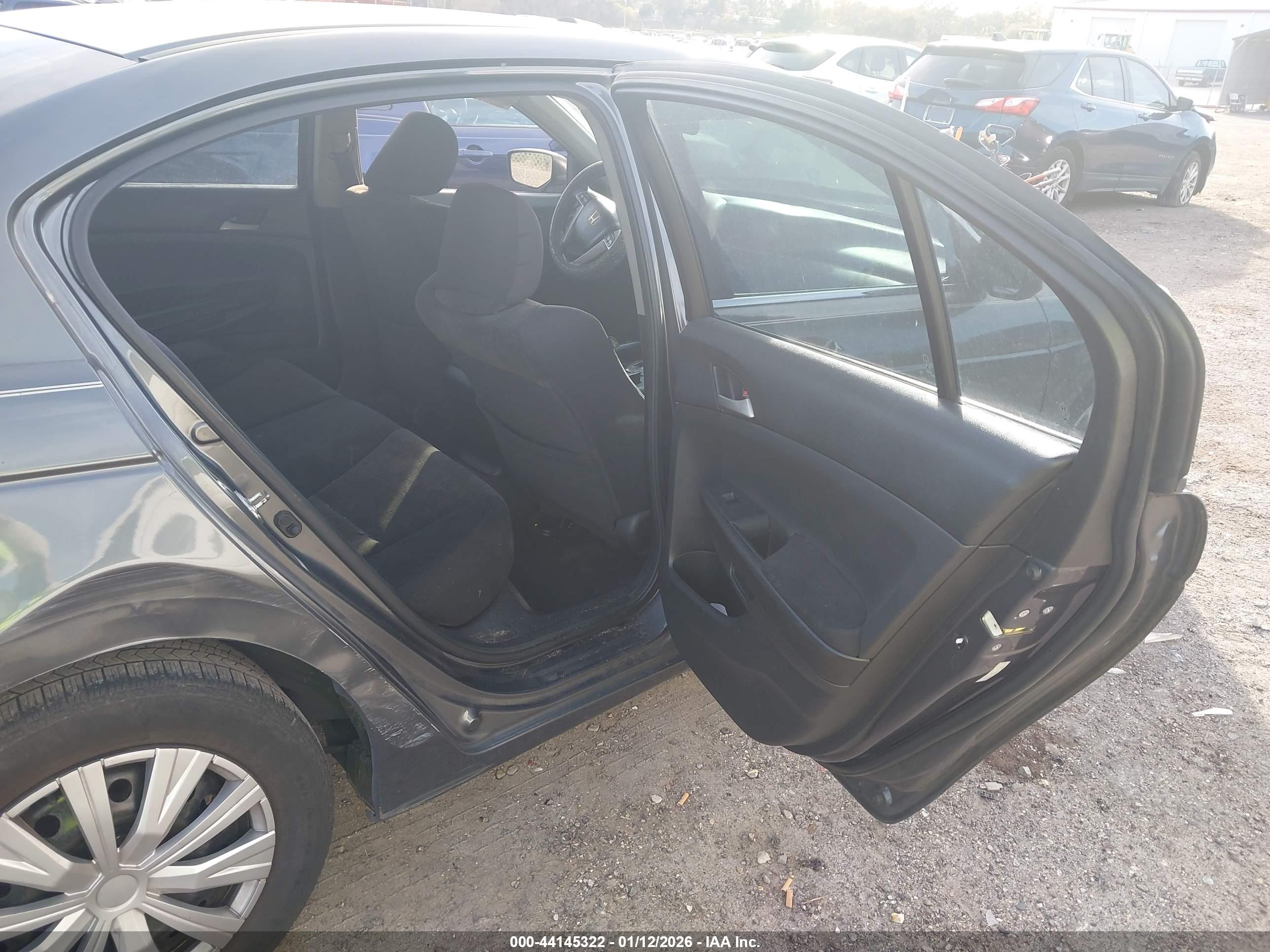 HONDA ACCORD image 8