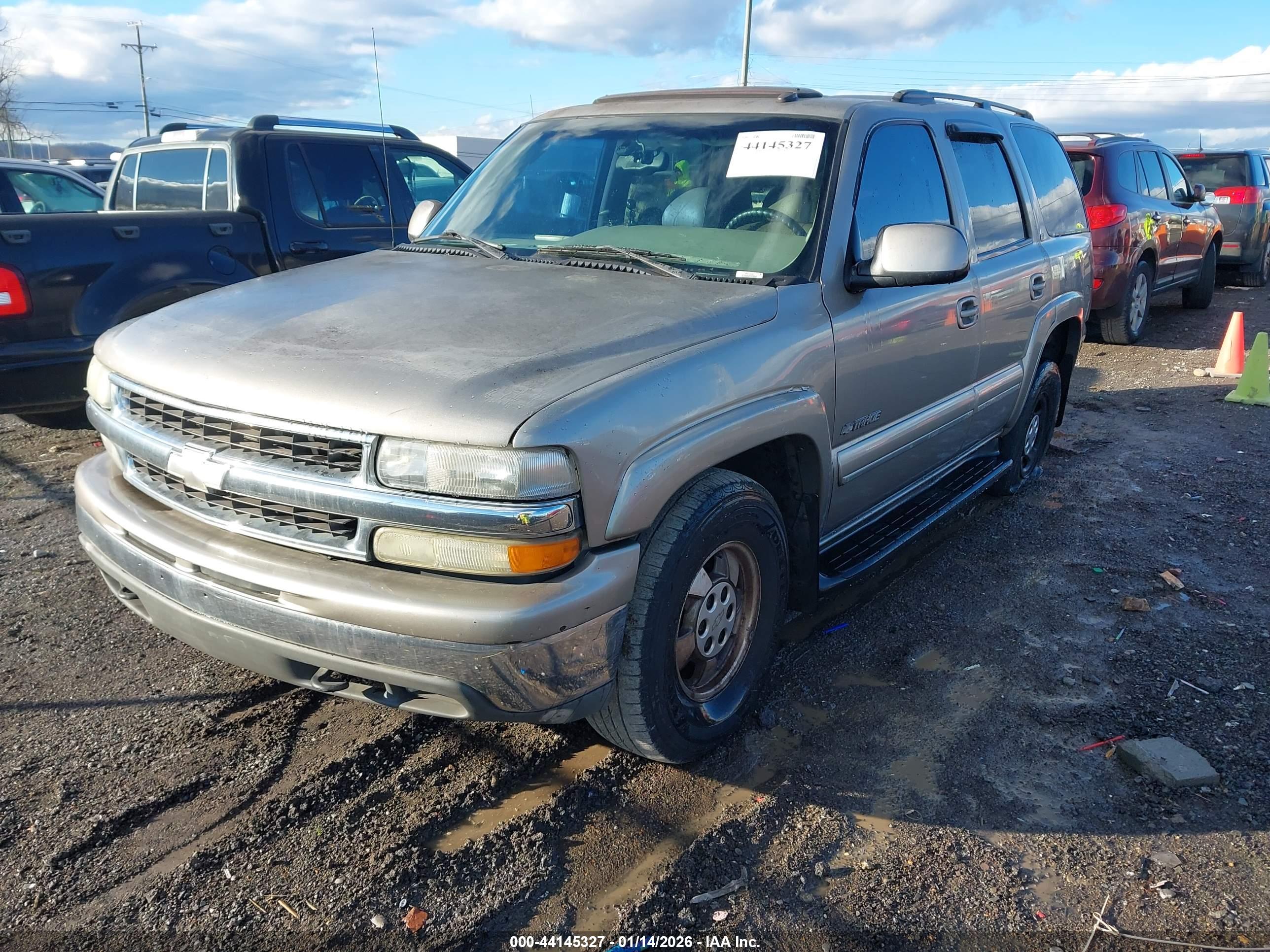 CHEVROLET TAHOE image 2
