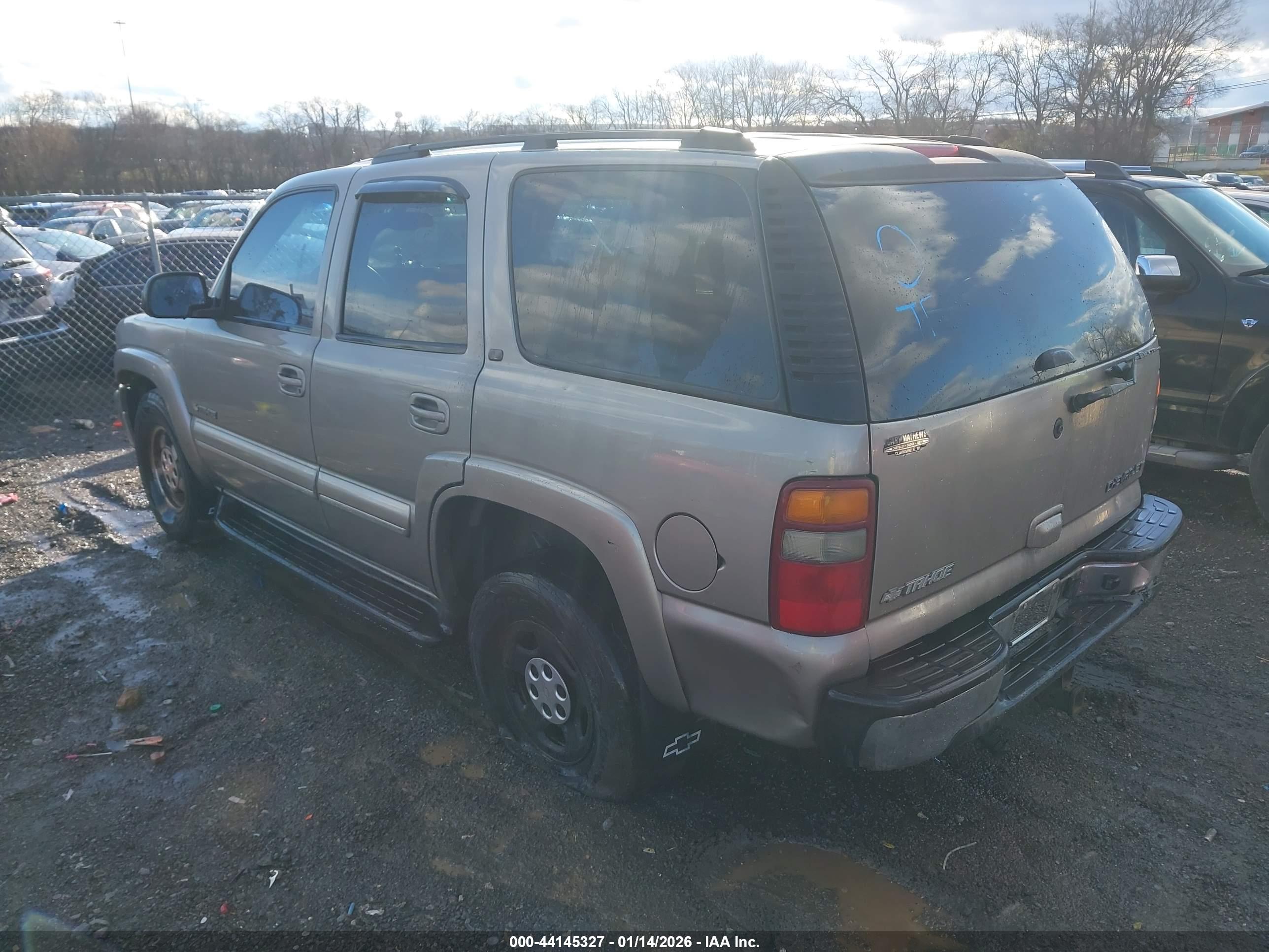 CHEVROLET TAHOE image 3