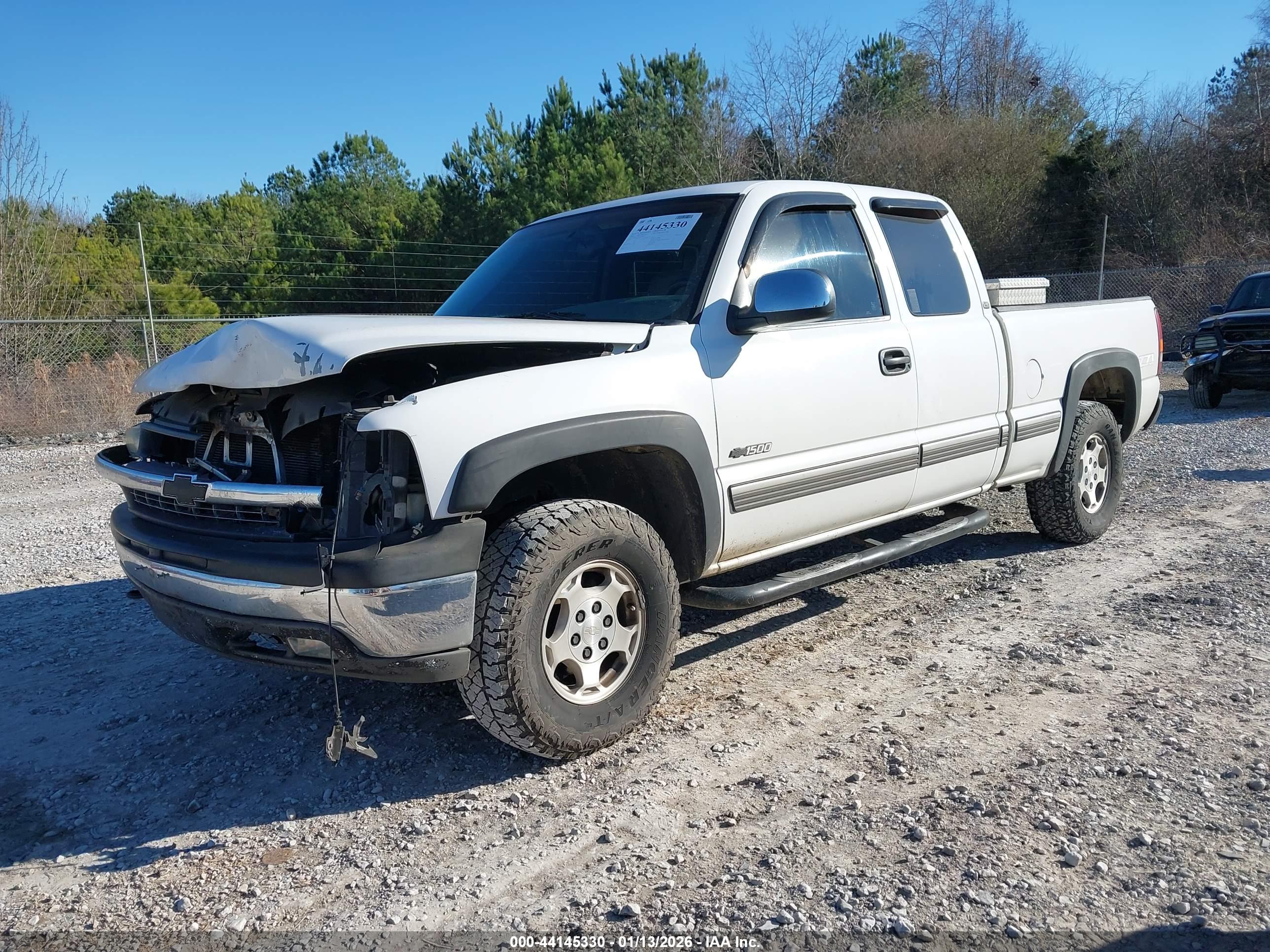 CHEVROLET SILVERADO image 2
