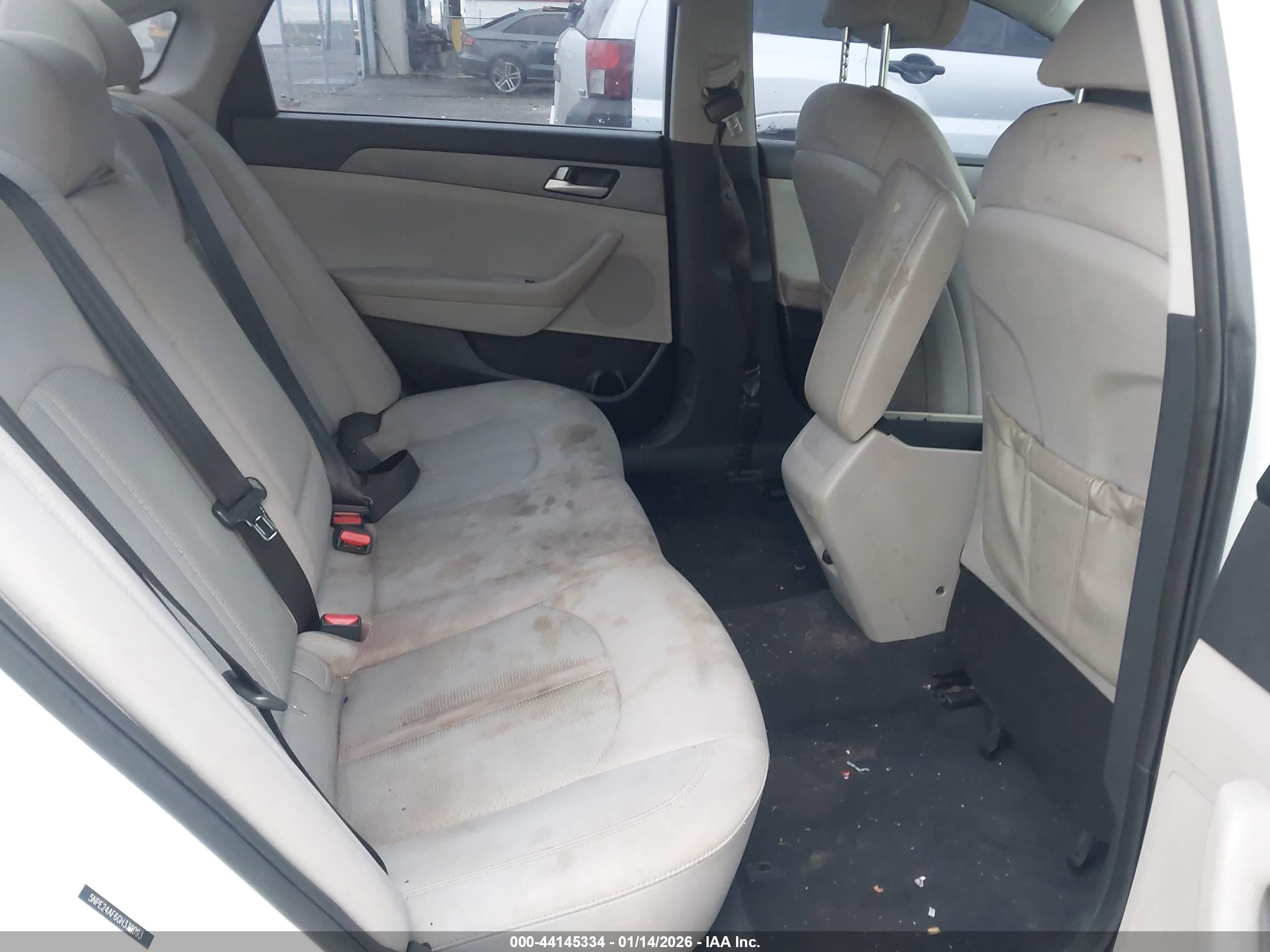HYUNDAI SONATA image 8
