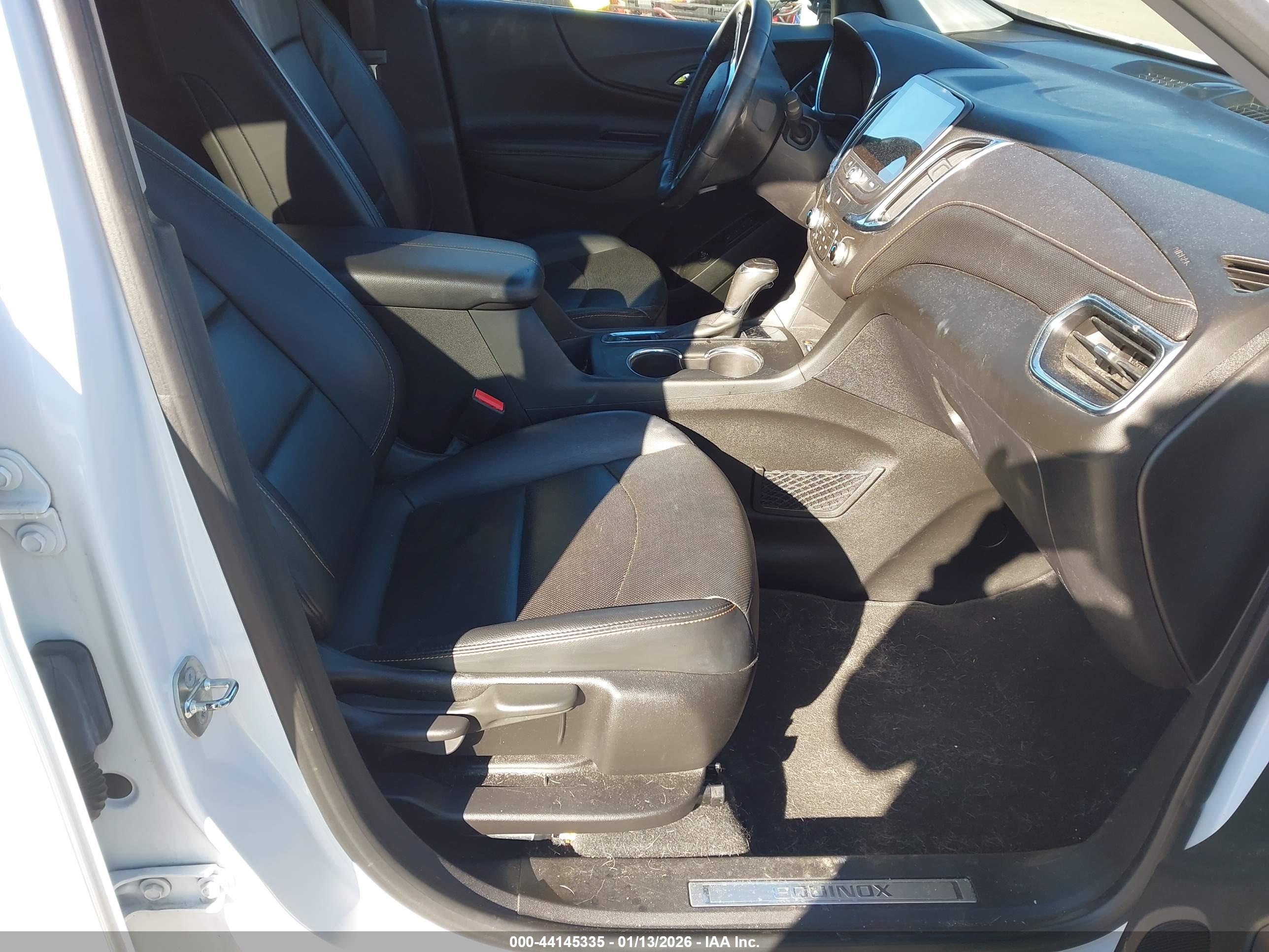 CHEVROLET EQUINOX image 5