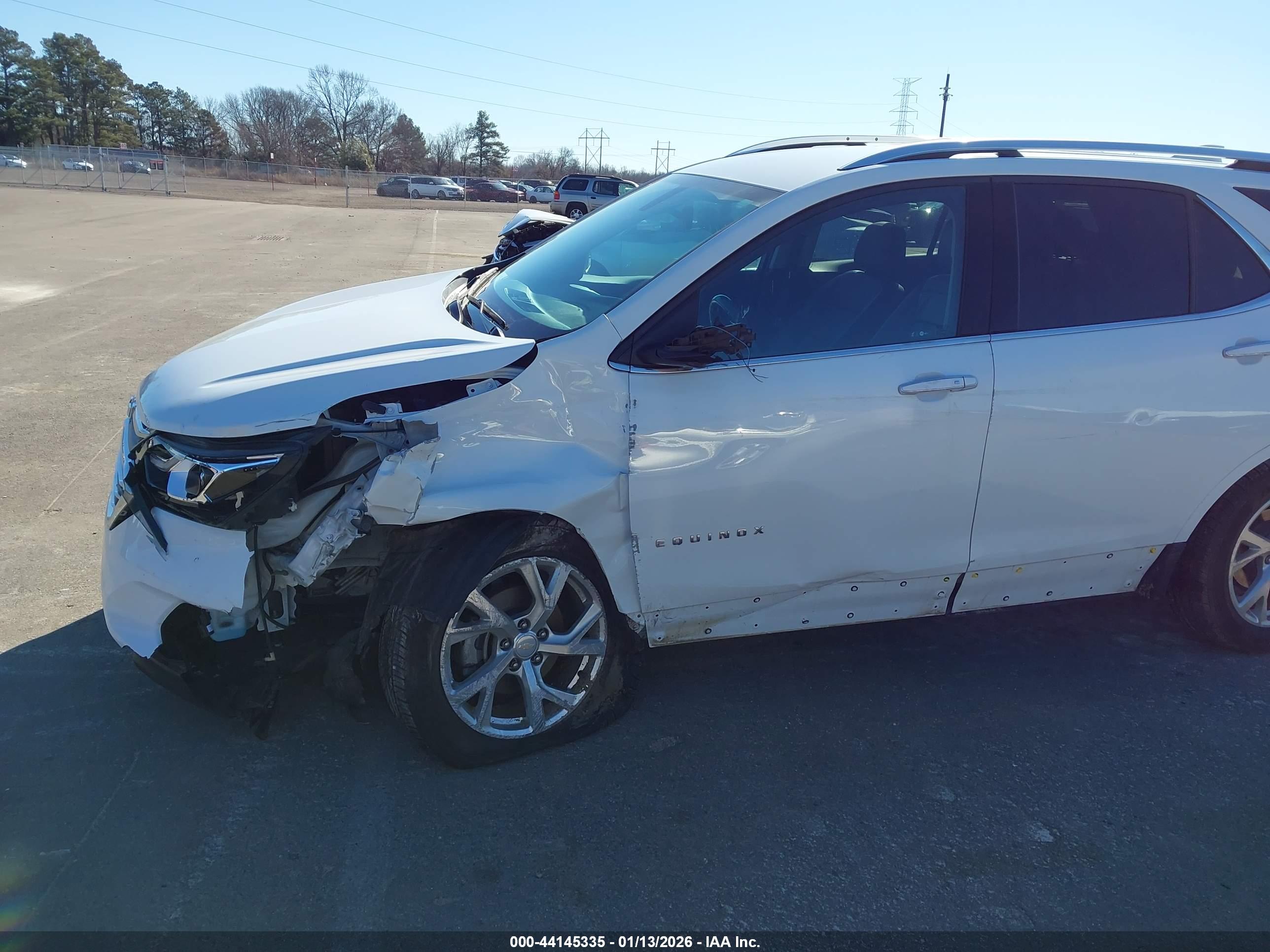 CHEVROLET EQUINOX image 6