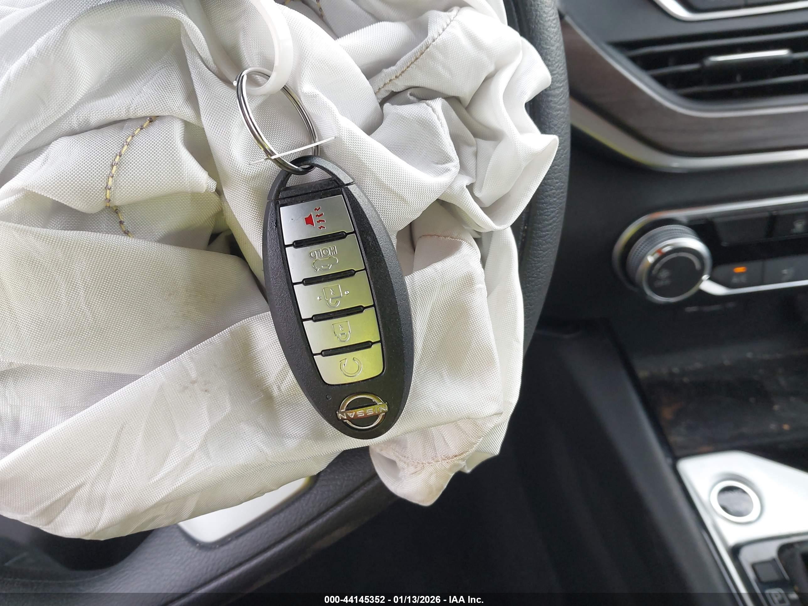 NISSAN ALTIMA image 11
