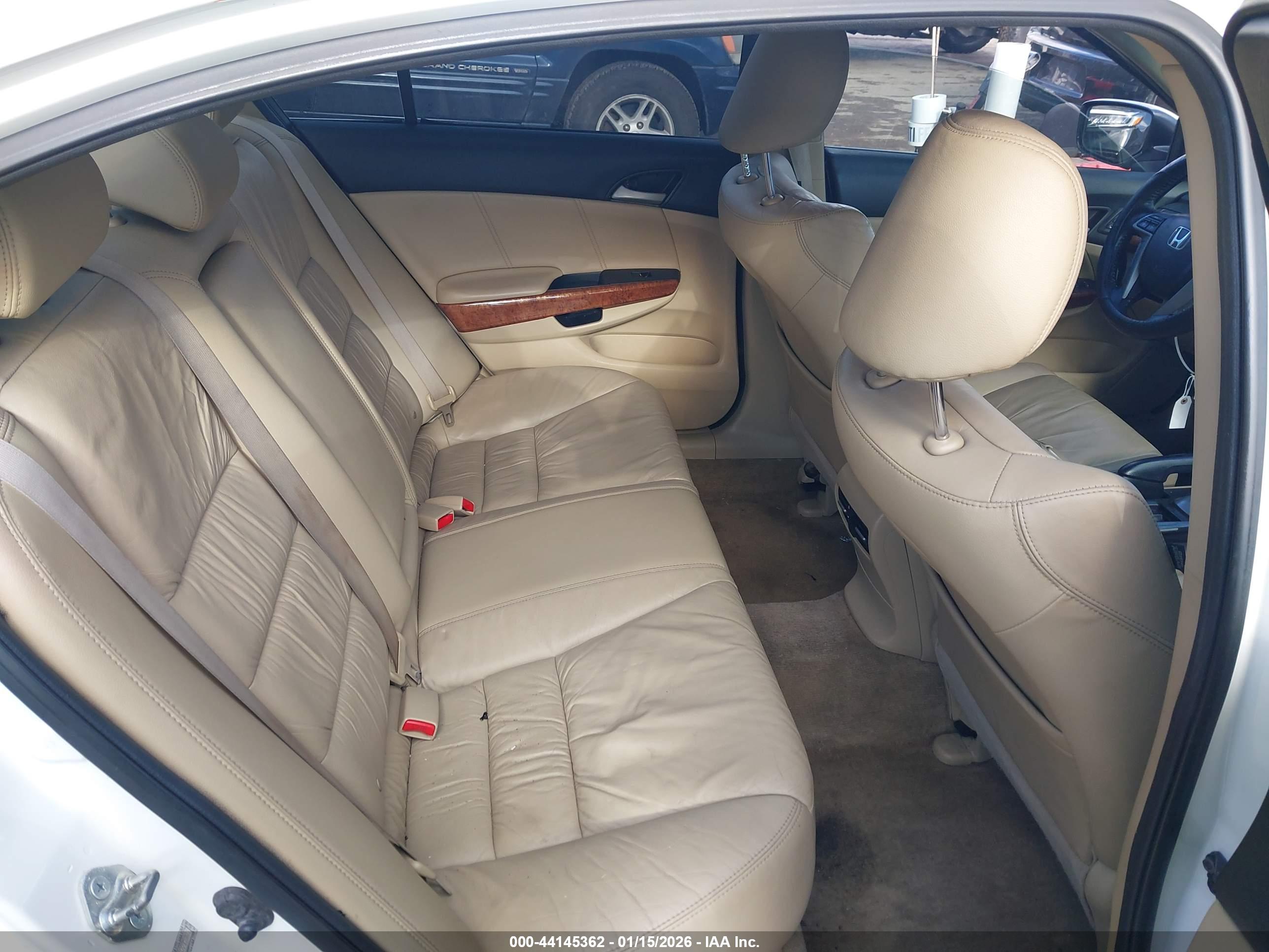 HONDA ACCORD image 8