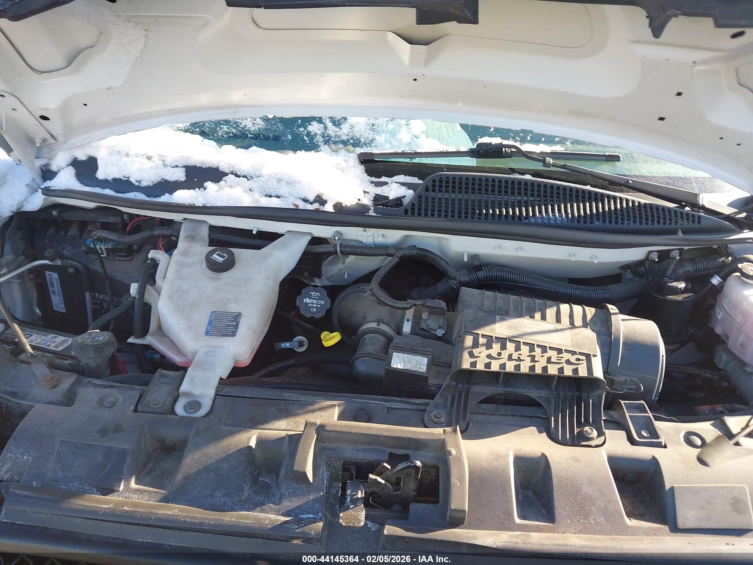 CHEVROLET EXPRESS image 10