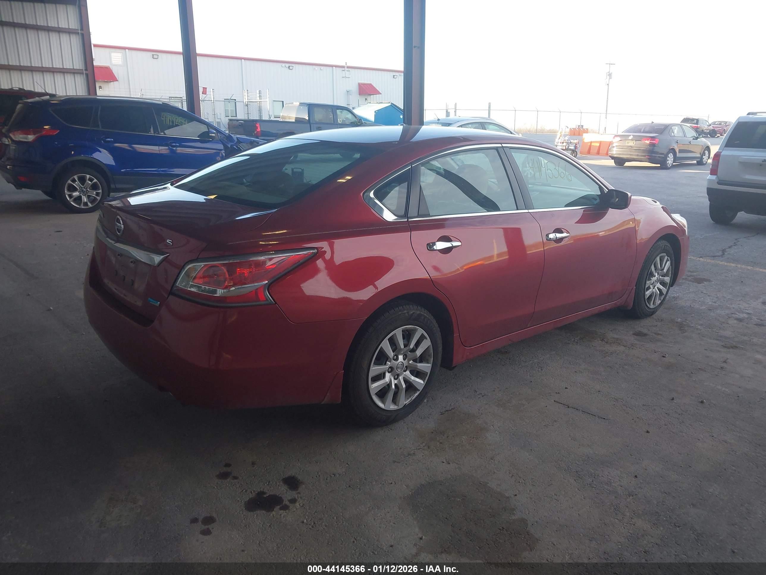 NISSAN ALTIMA image 4