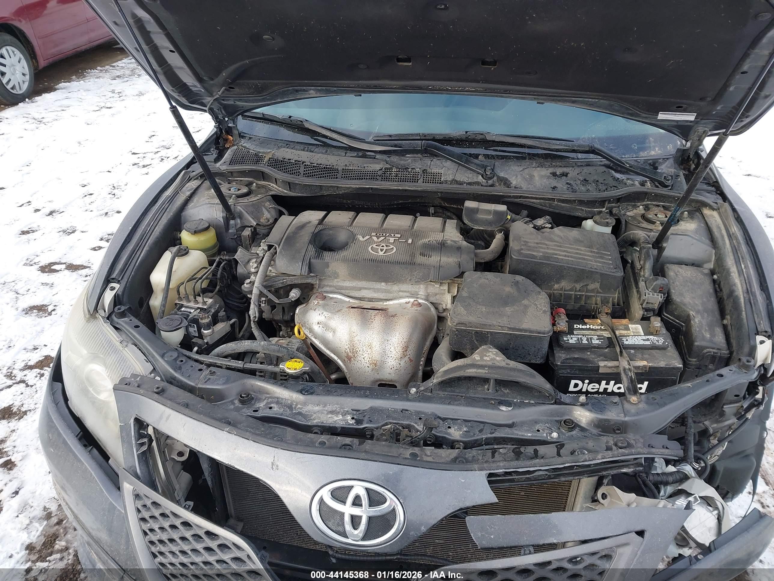 TOYOTA CAMRY image 10