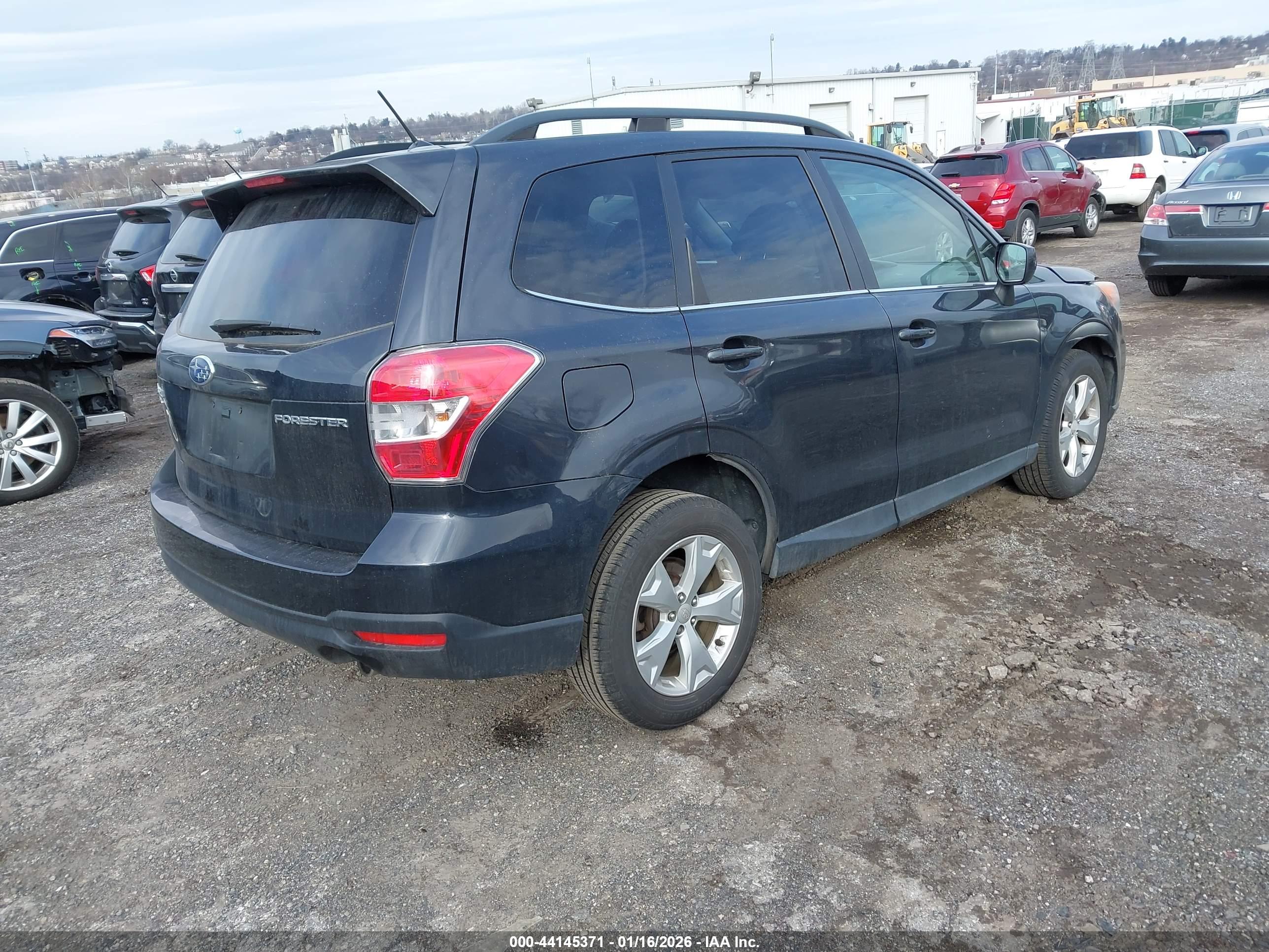 SUBARU FORESTER image 4