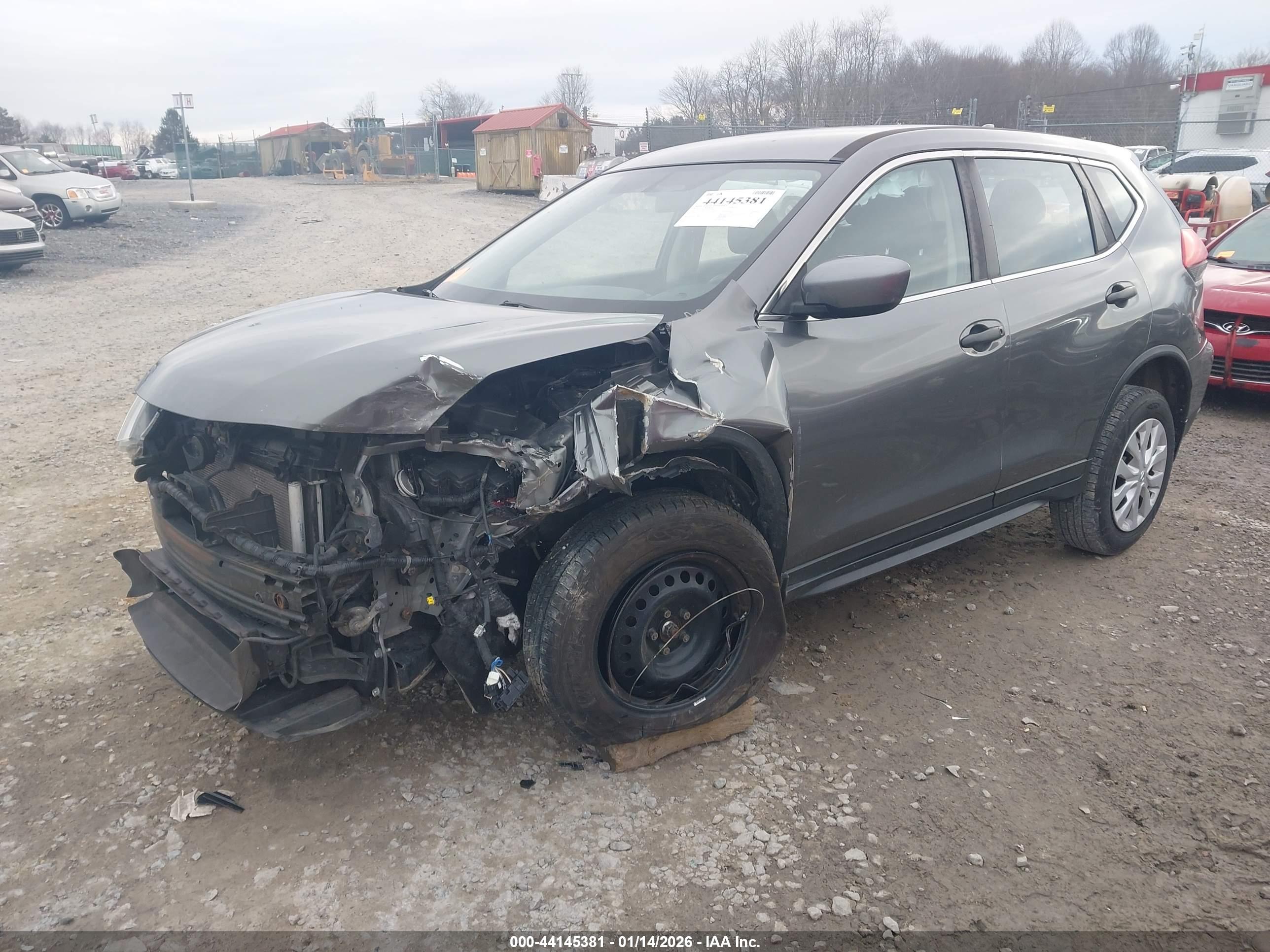 NISSAN ROGUE image 2