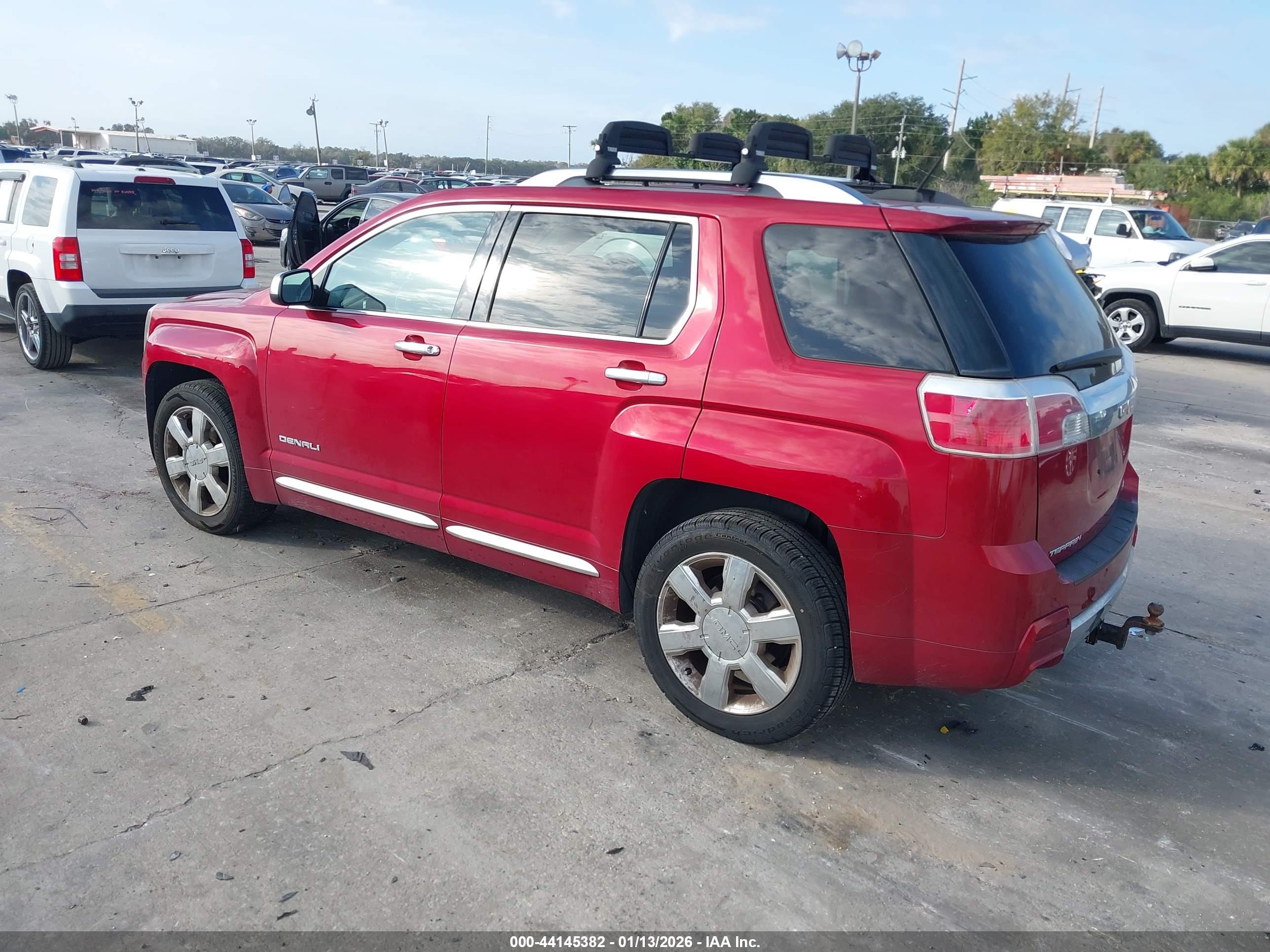 GMC TERRAIN image 3