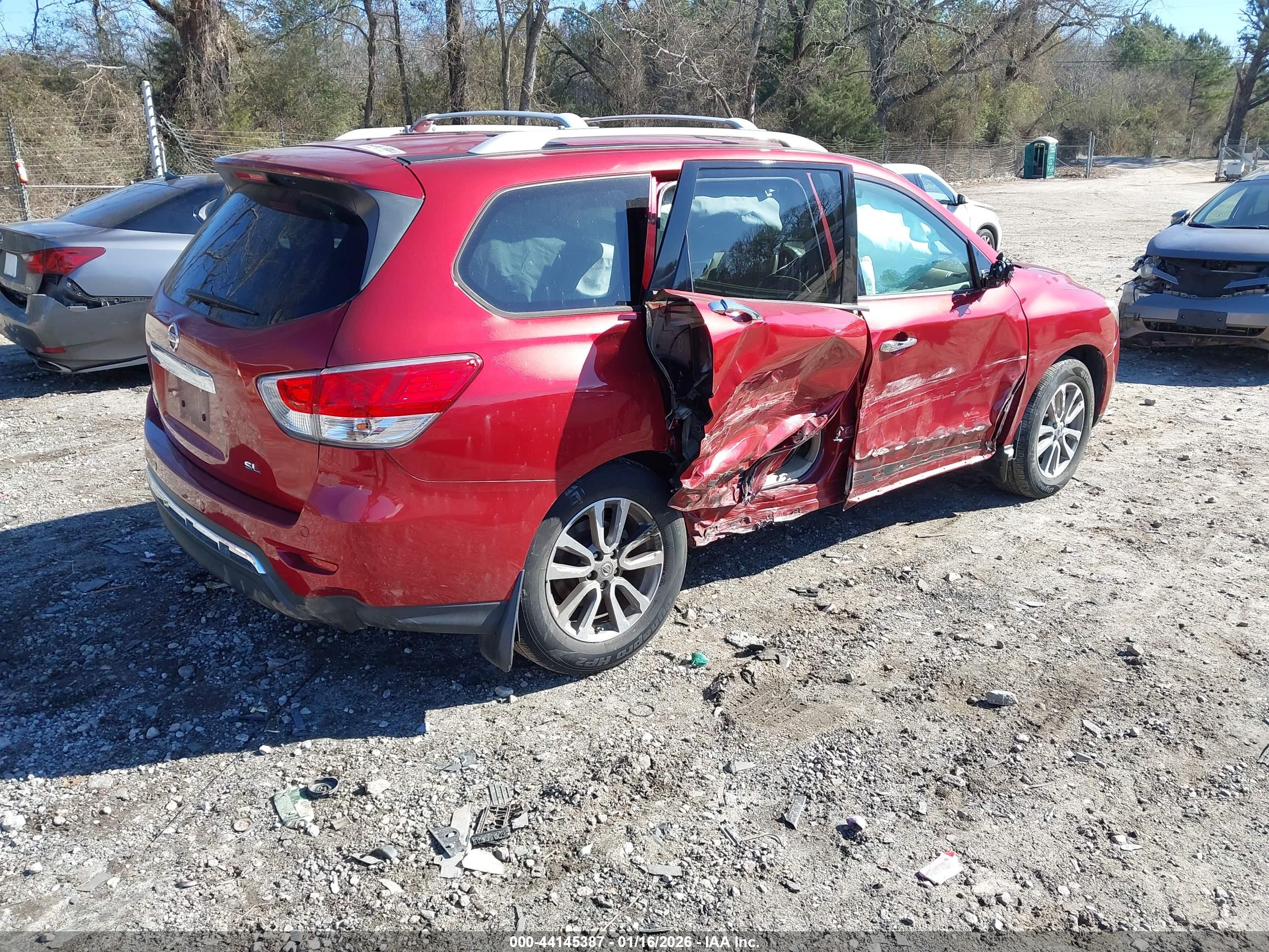 NISSAN PATHFINDER image 4