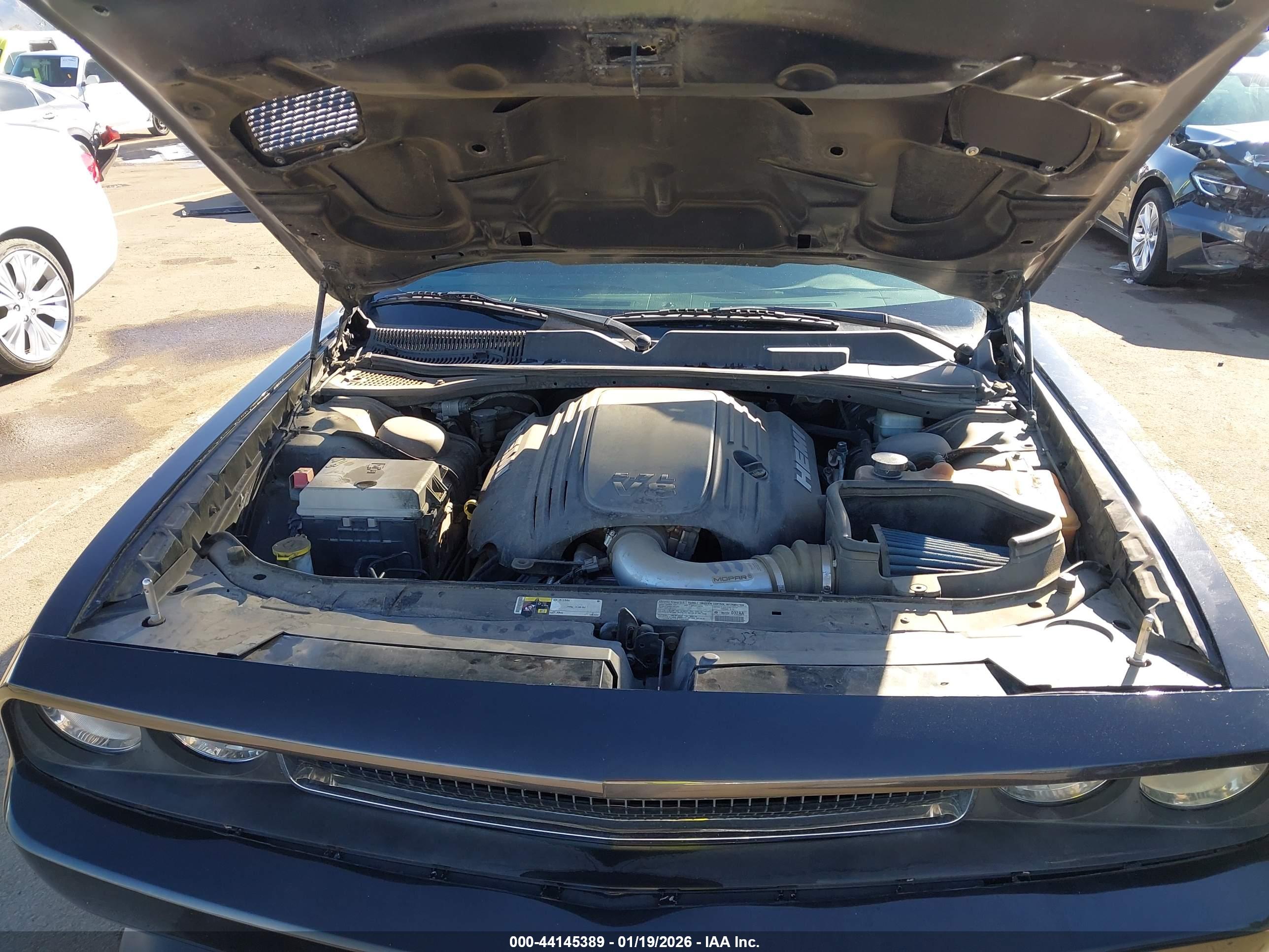DODGE CHALLENGER image 10