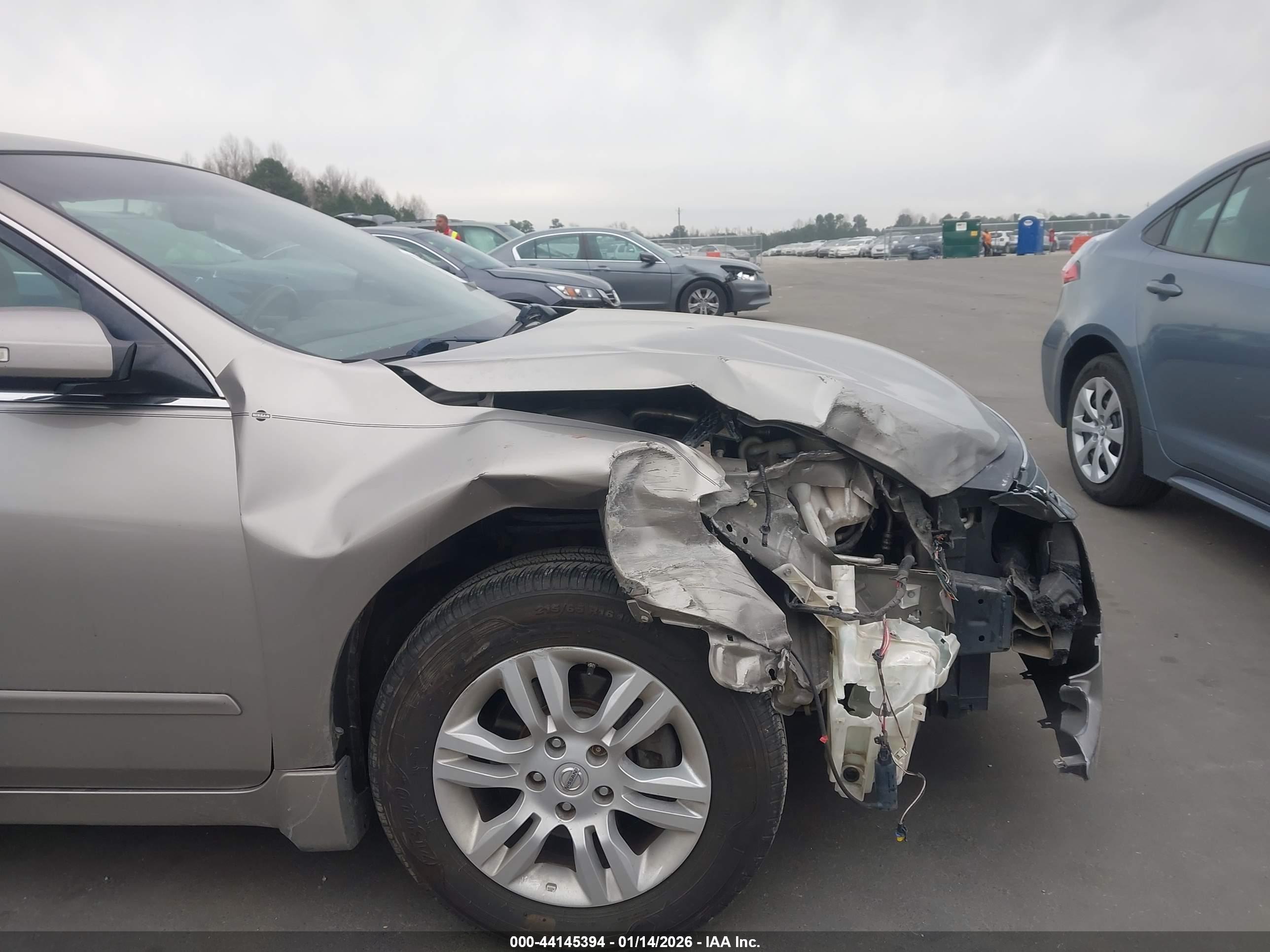 NISSAN ALTIMA image 6