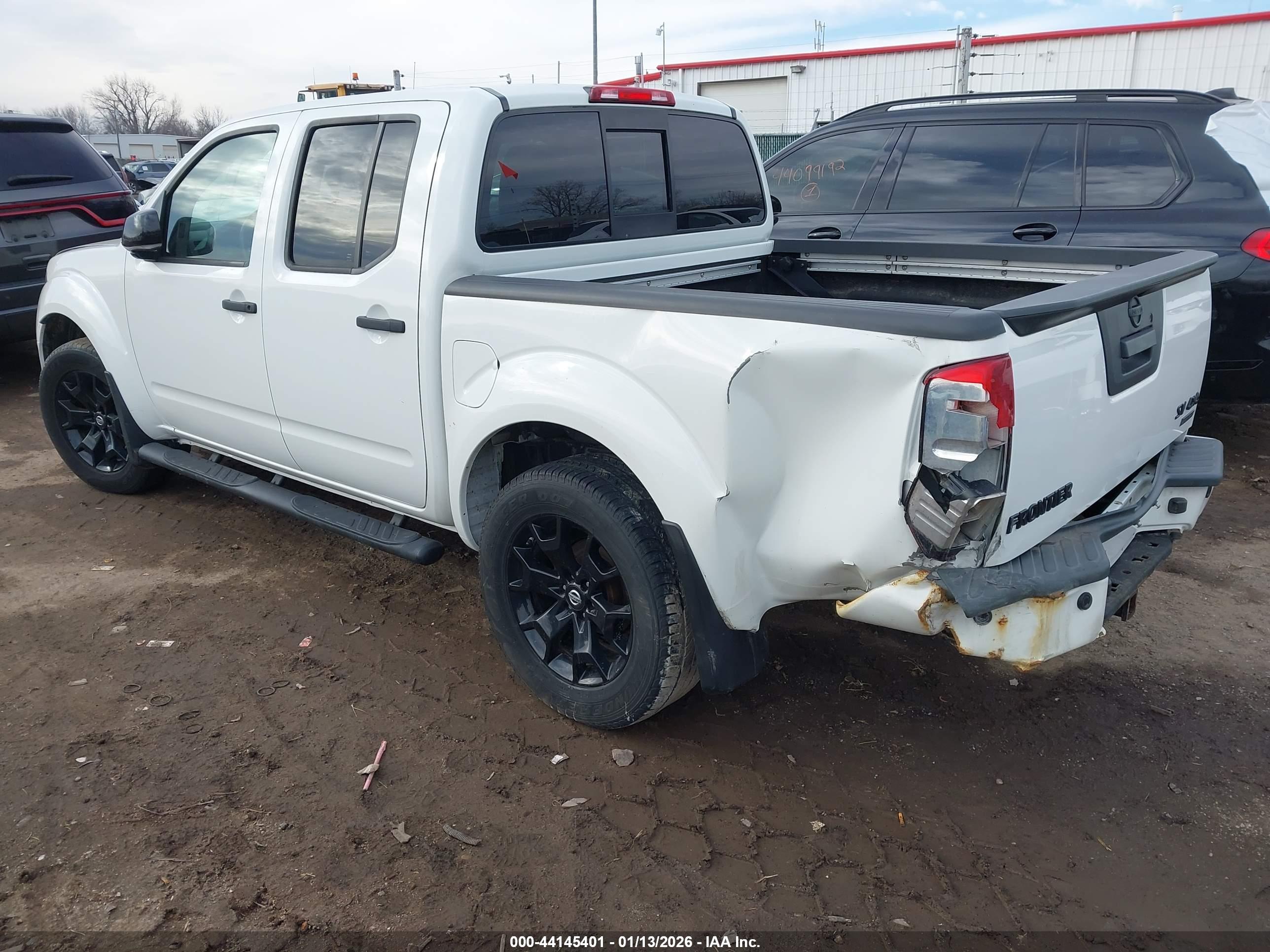NISSAN FRONTIER image 3