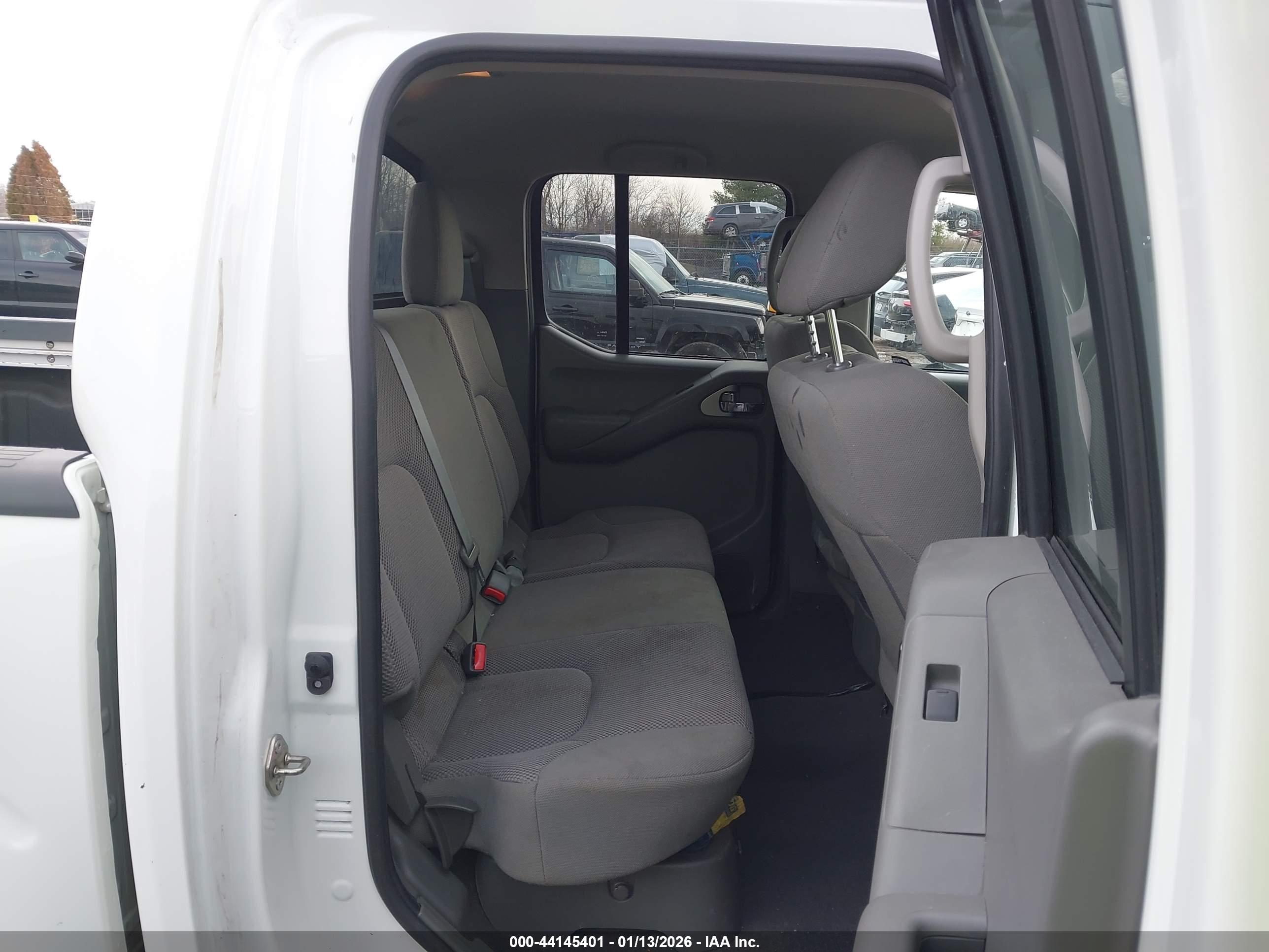 NISSAN FRONTIER image 8