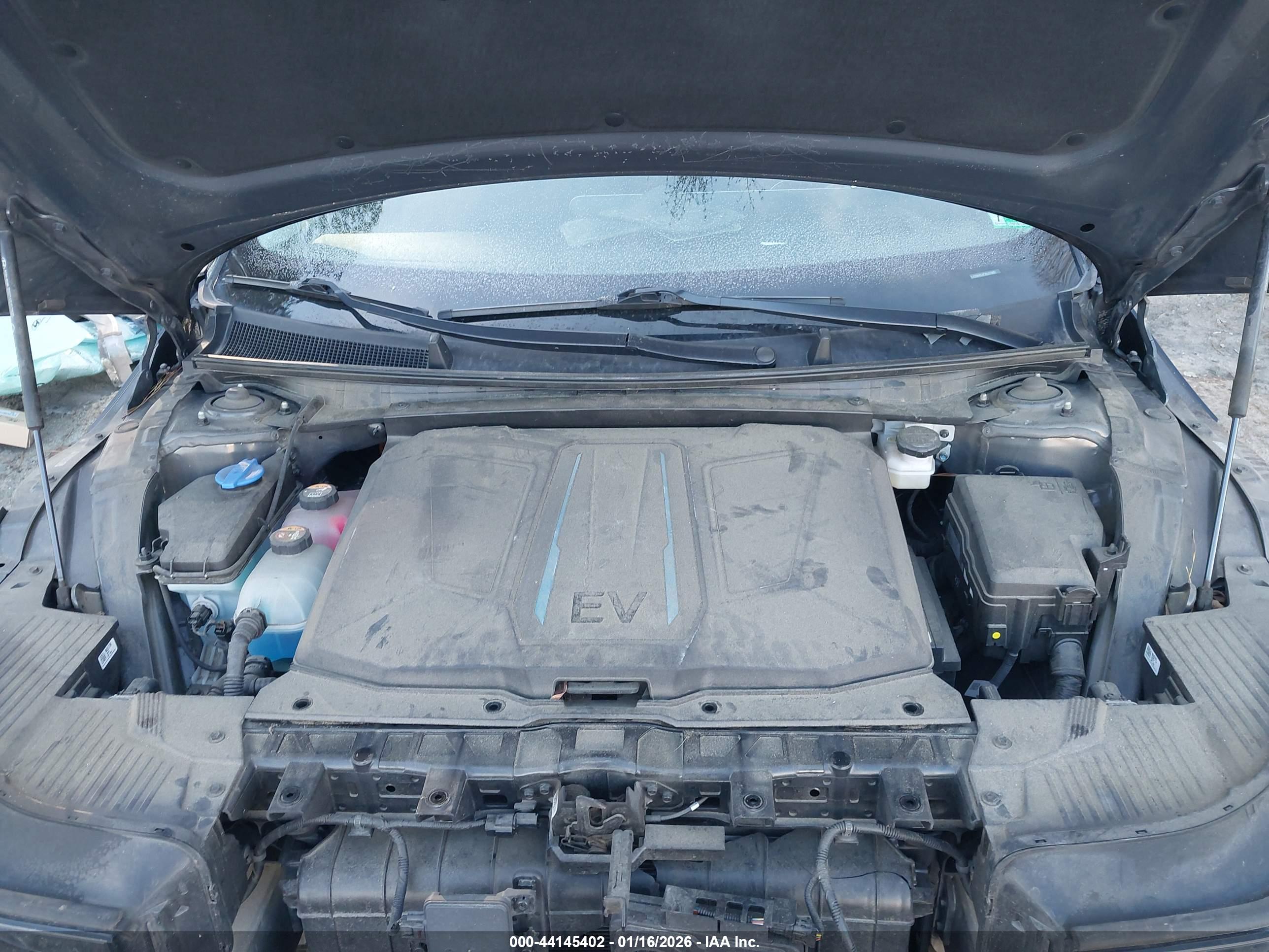 HYUNDAI IONIQ image 10