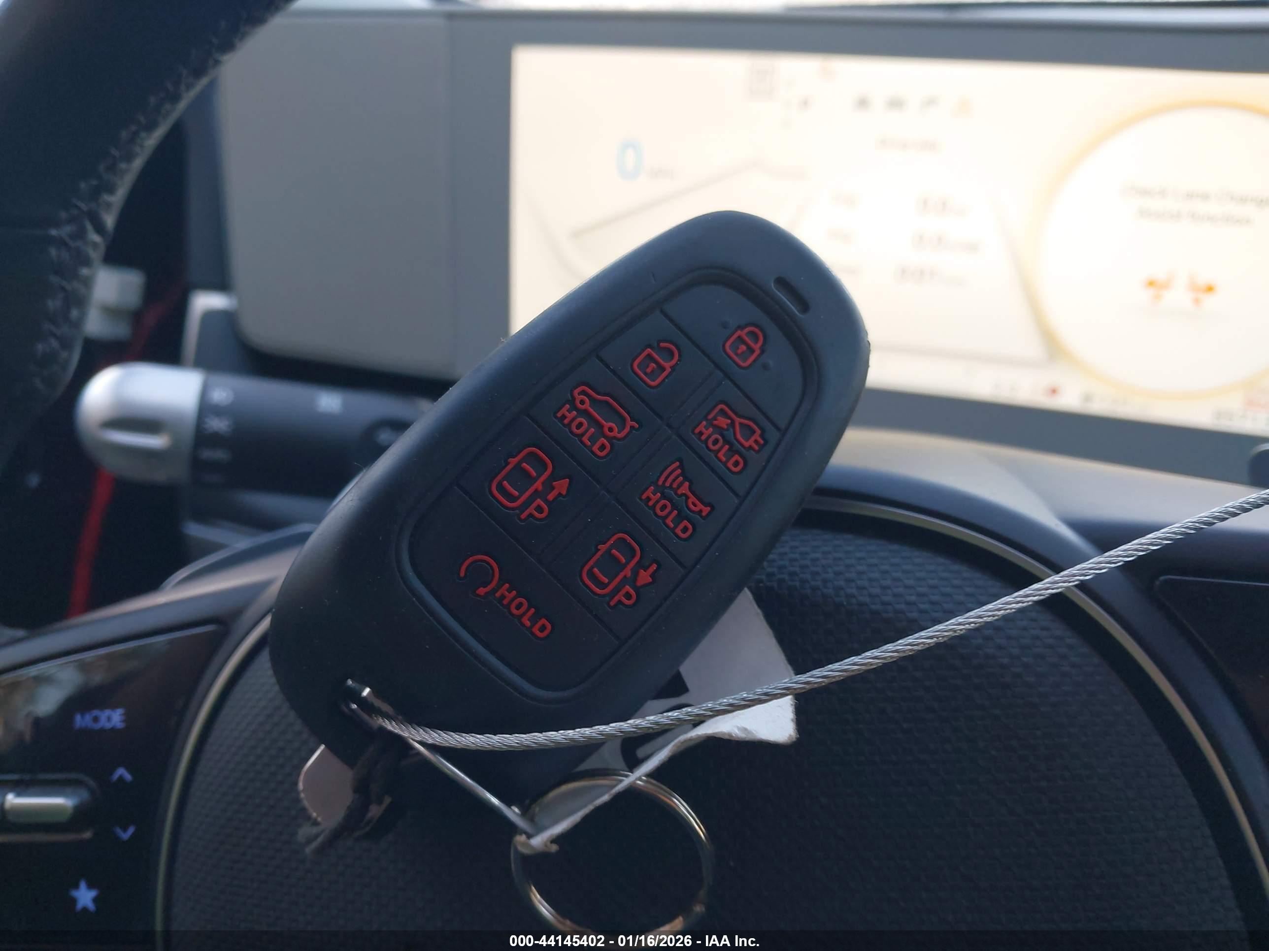 HYUNDAI IONIQ image 11