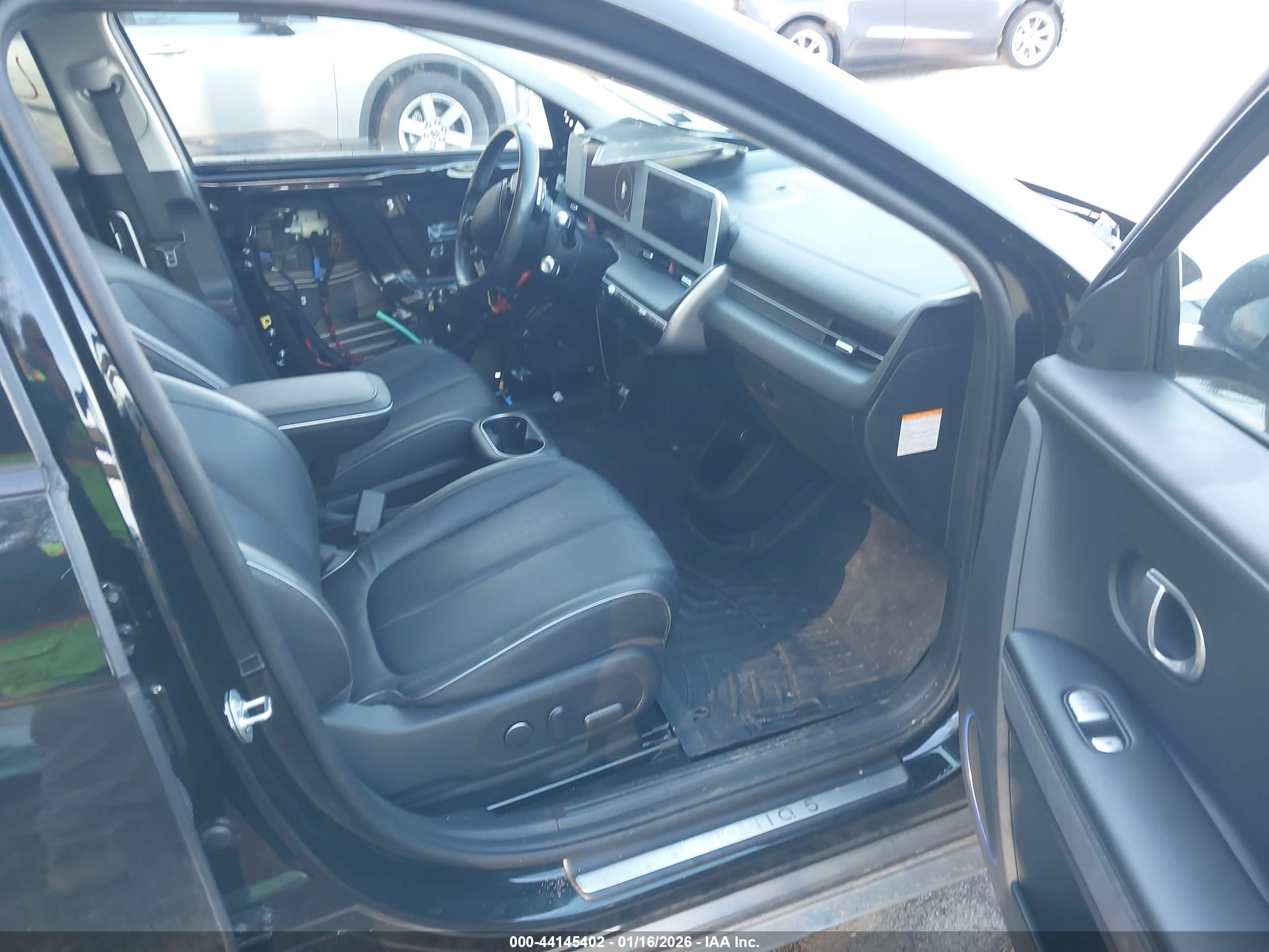 HYUNDAI IONIQ image 5
