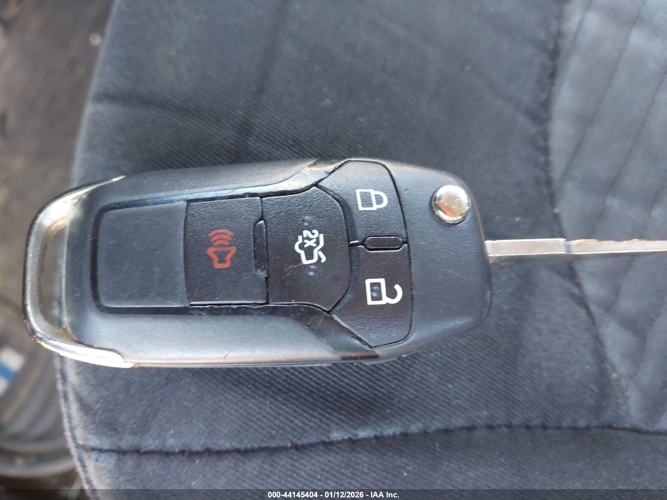 FORD FUSION image 11