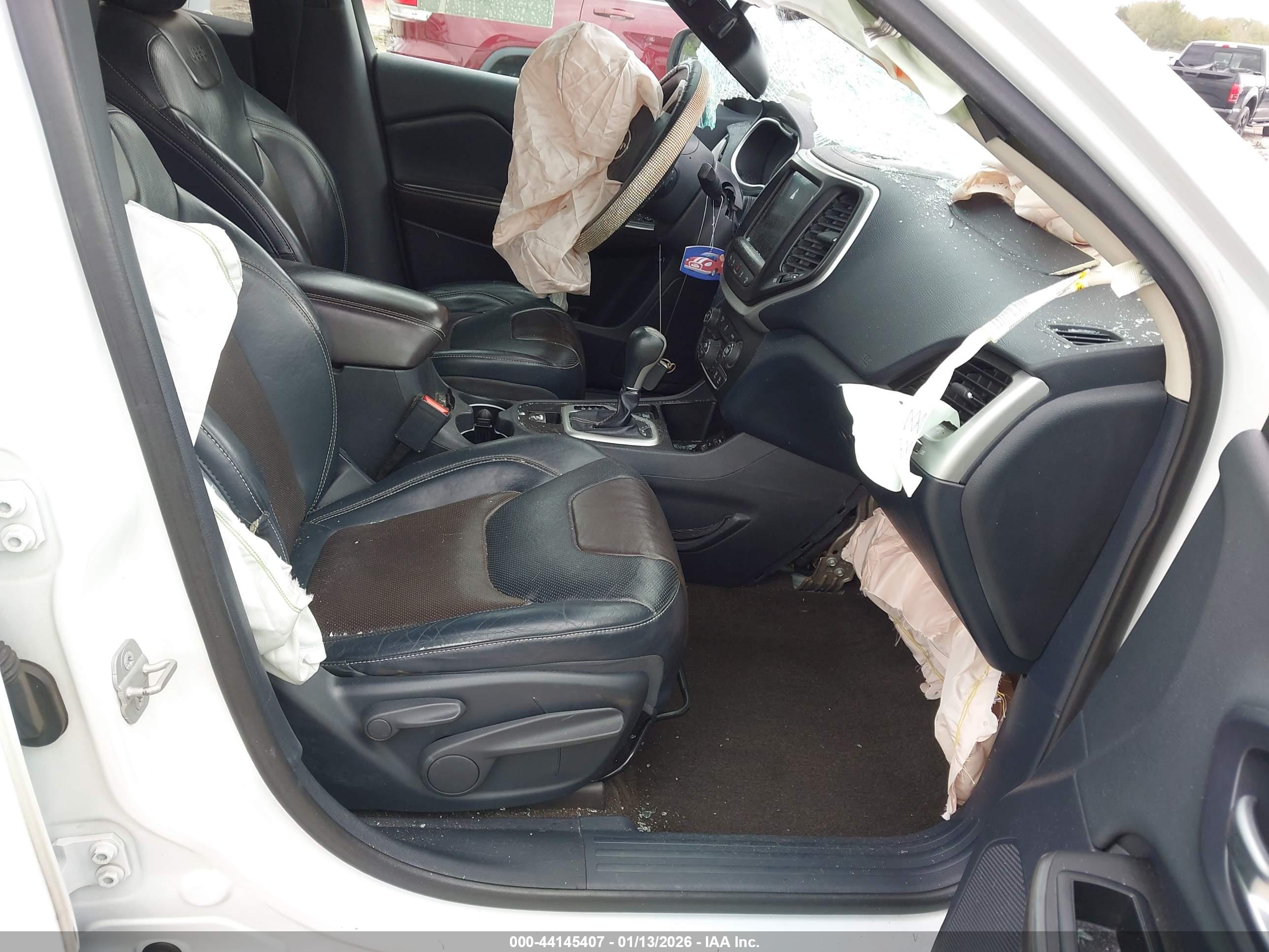 JEEP CHEROKEE image 5