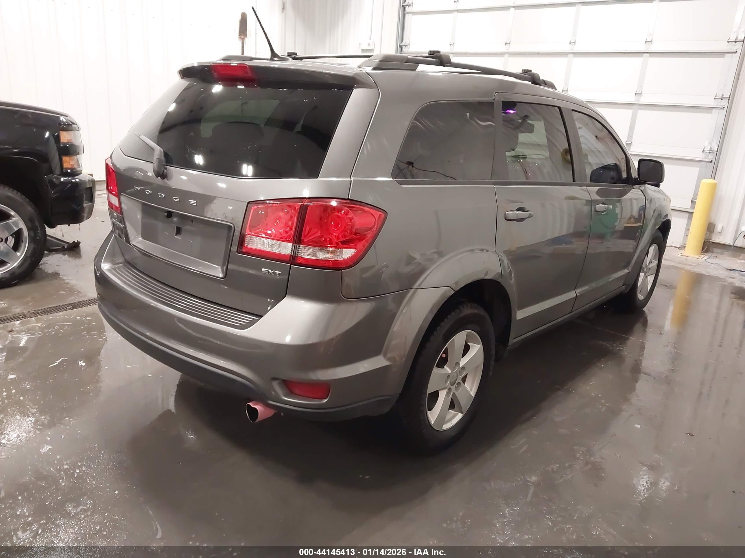 DODGE JOURNEY image 4