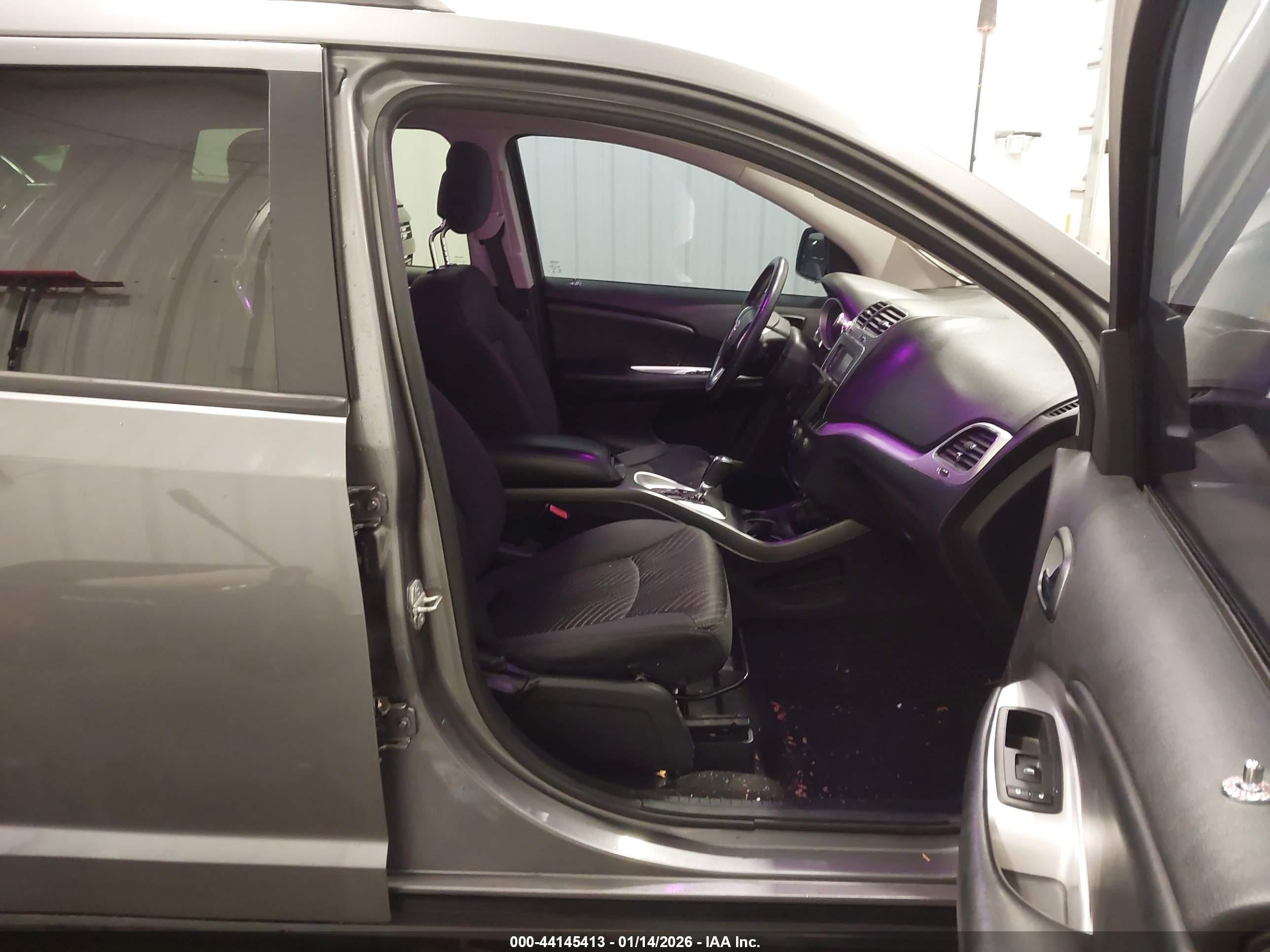 DODGE JOURNEY image 5