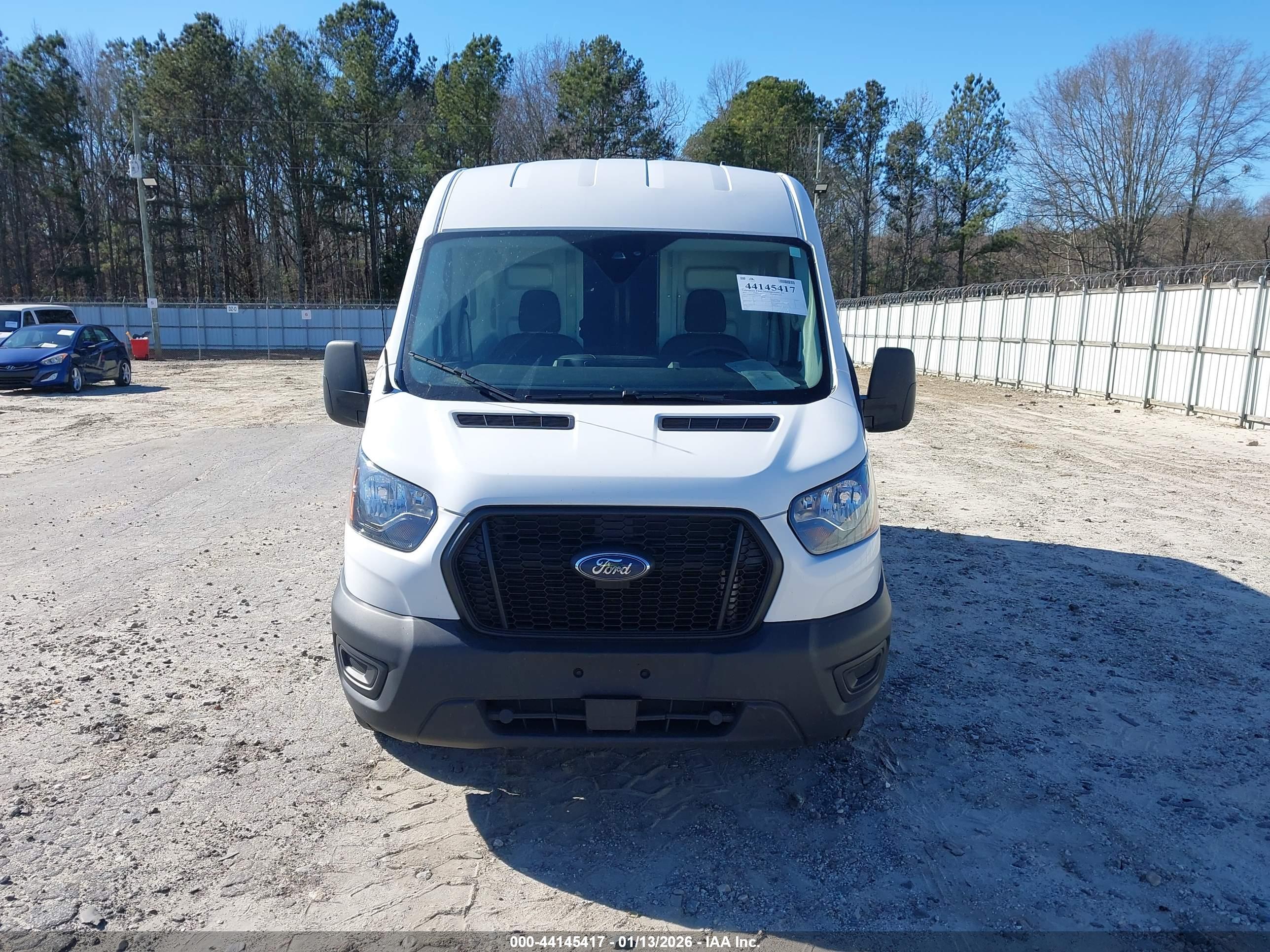 FORD TRANSIT-250 image 6