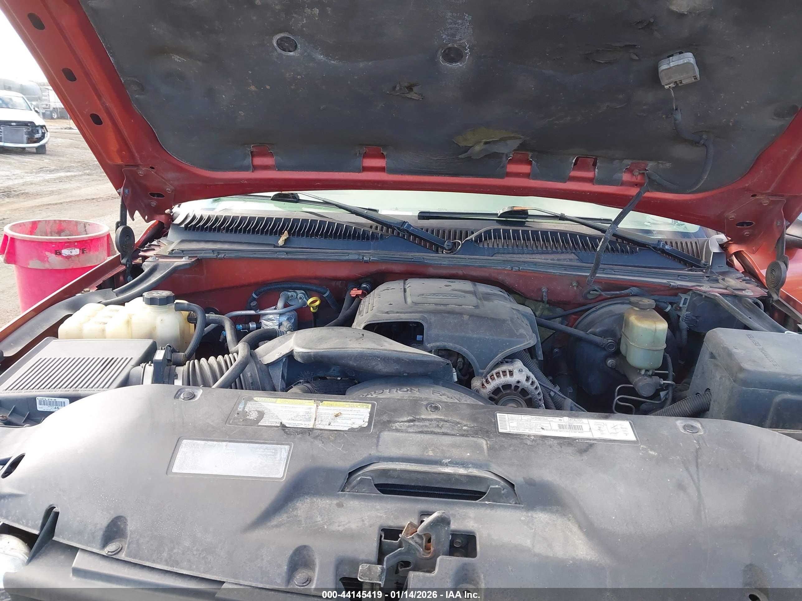 CHEVROLET SILVERADO image 10